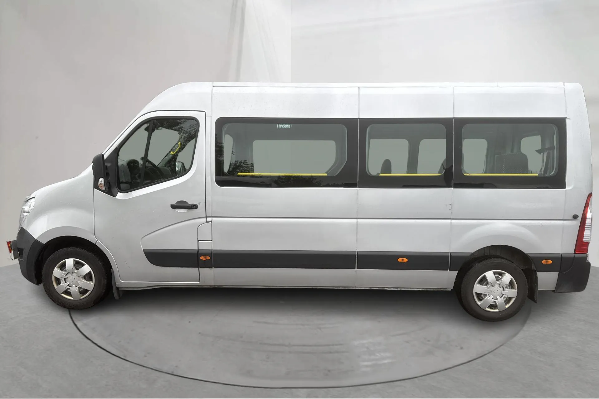 Presentationsfoto 2 av 14: Nissan NV400 2.3 dCi (125hk) - 29 961 mil - Manuell - silver - 2015