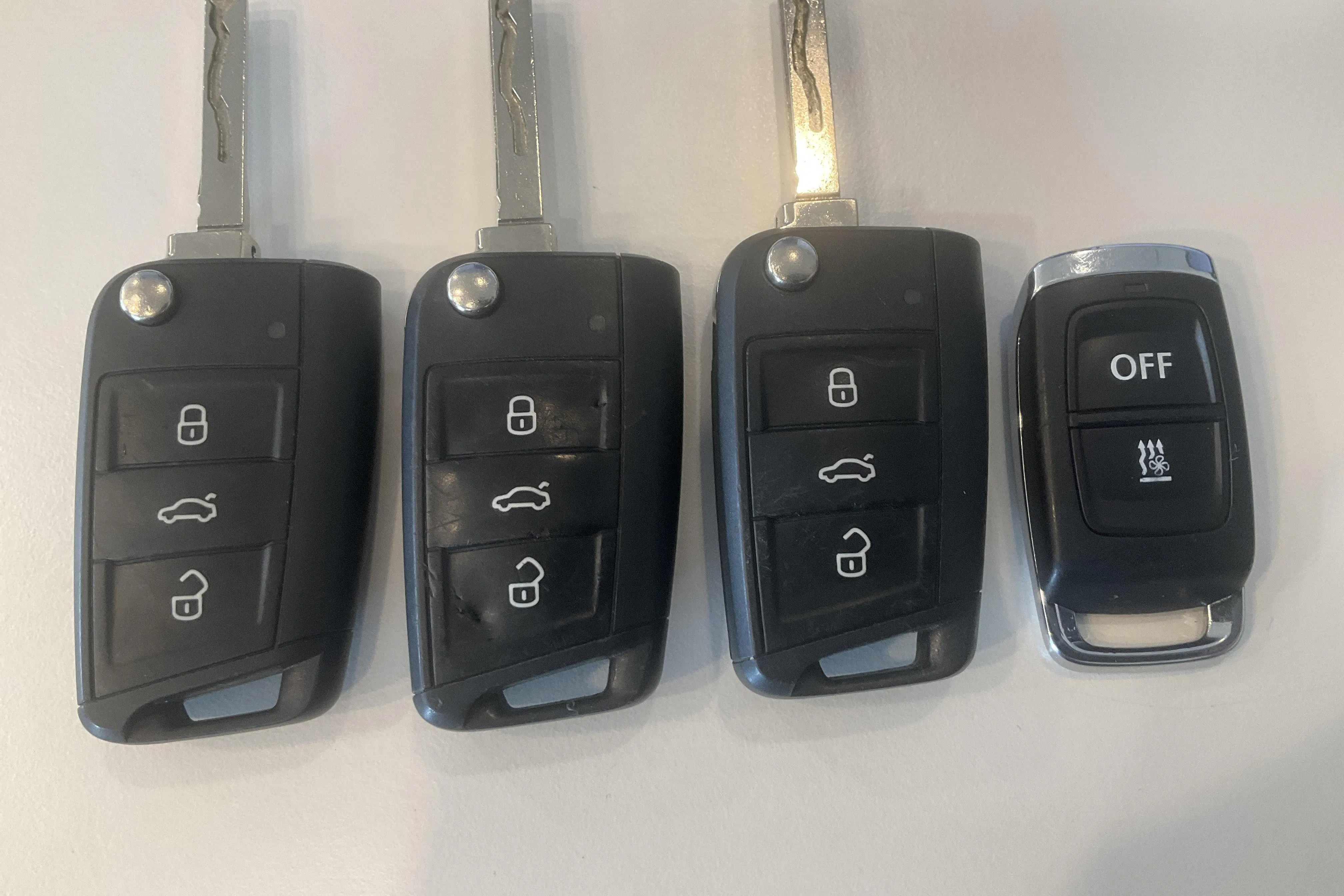 Presentationsfoto 23 av 23: Skoda Karoq 2.0 TDI 4X4 (150hk) - 13 215 mil - Automat - grå - 2018