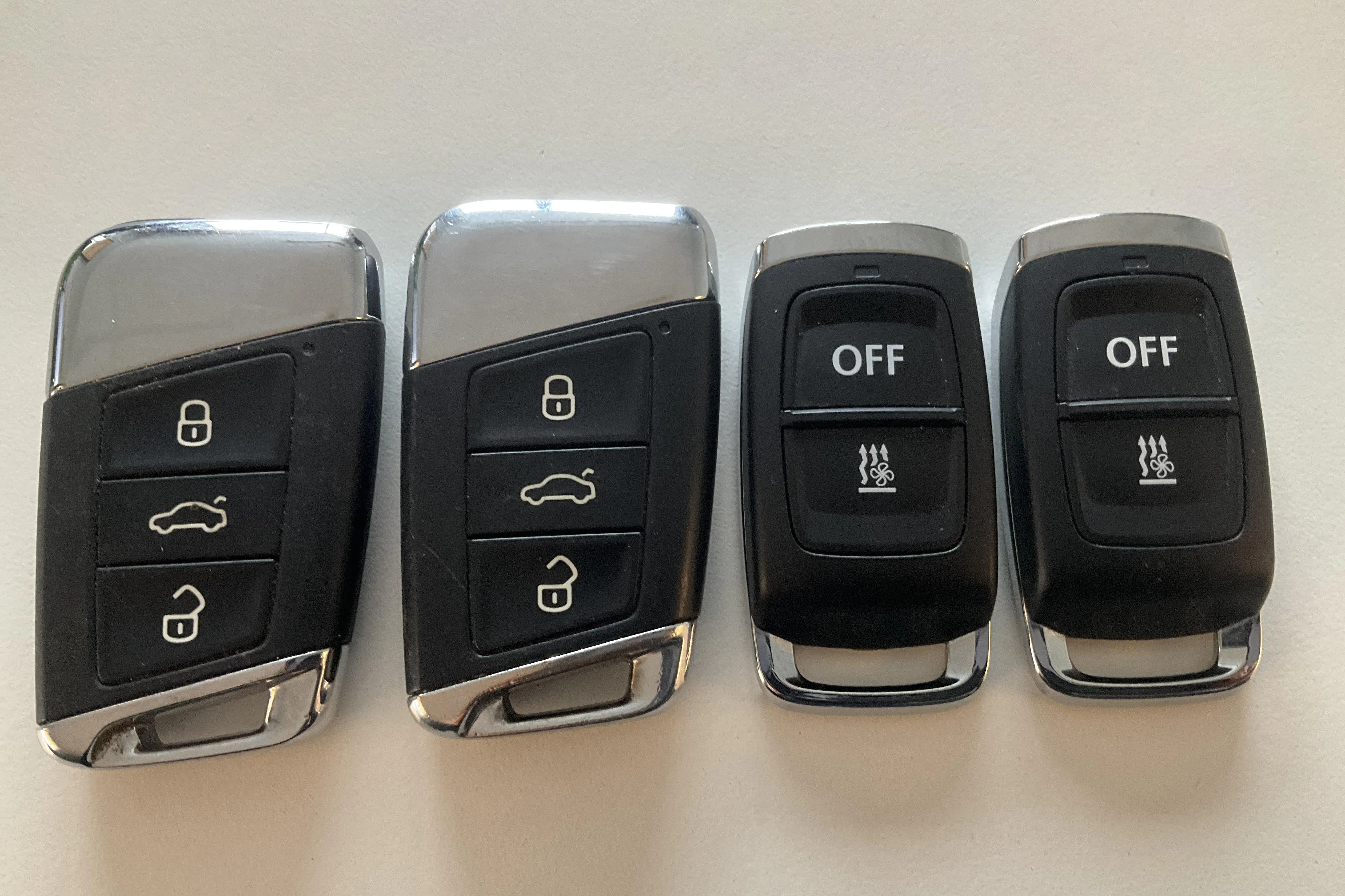 Presentationsfoto 21 av 21: VW Passat 2.0 TDI Sportscombi 4MOTION (190hk) - 16 841 mil - Automat - vit - 2020