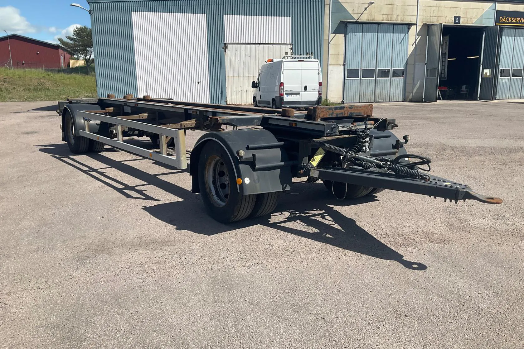Presentationsfoto 2 av 45: TRAILER-BYGG KT-20 - 0 km - svart - 2013