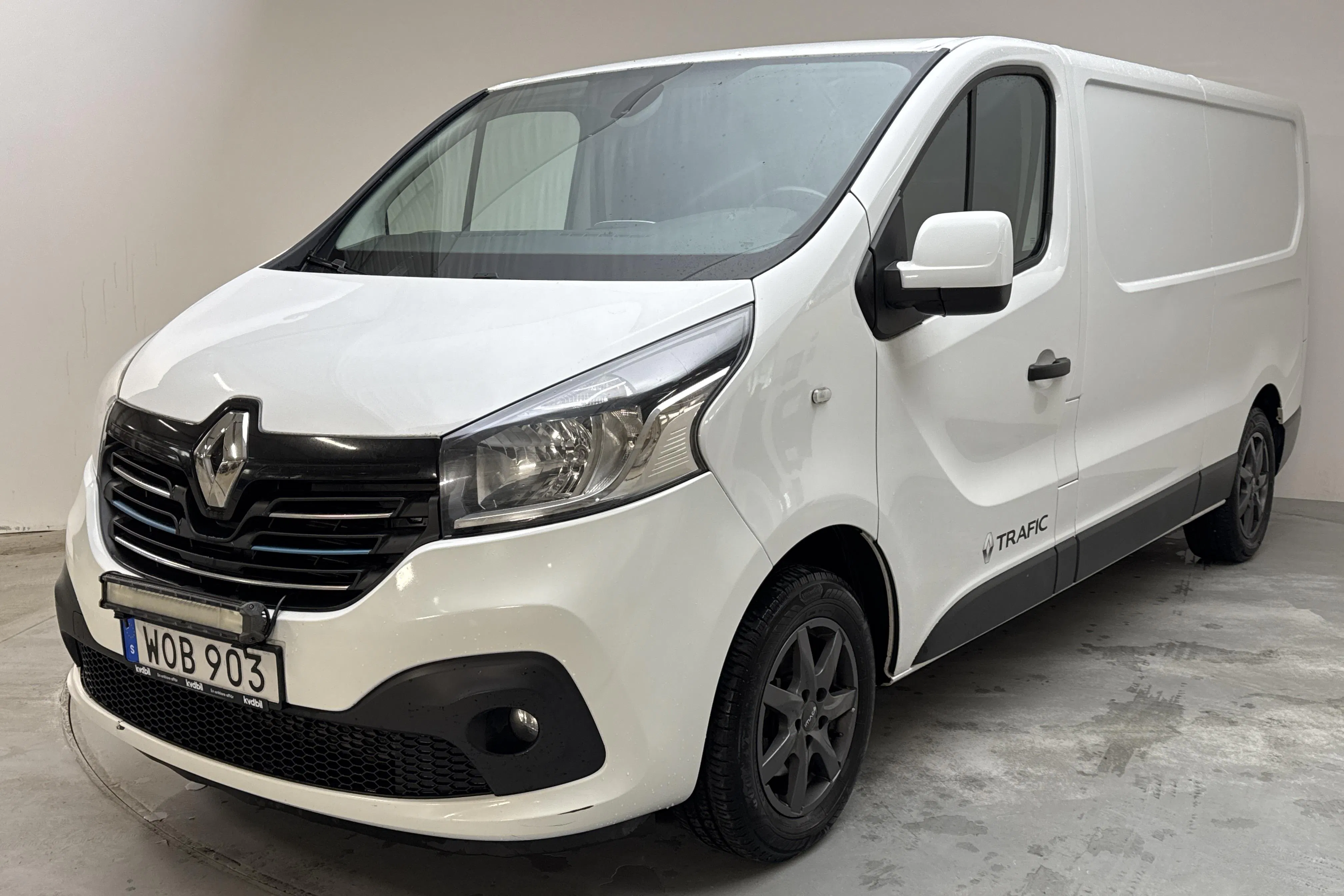 Presentation photo 1 of 13: Renault Trafic 1.6 dCi Skåp (125hk) - 158 490 km - Manual - white - 2018