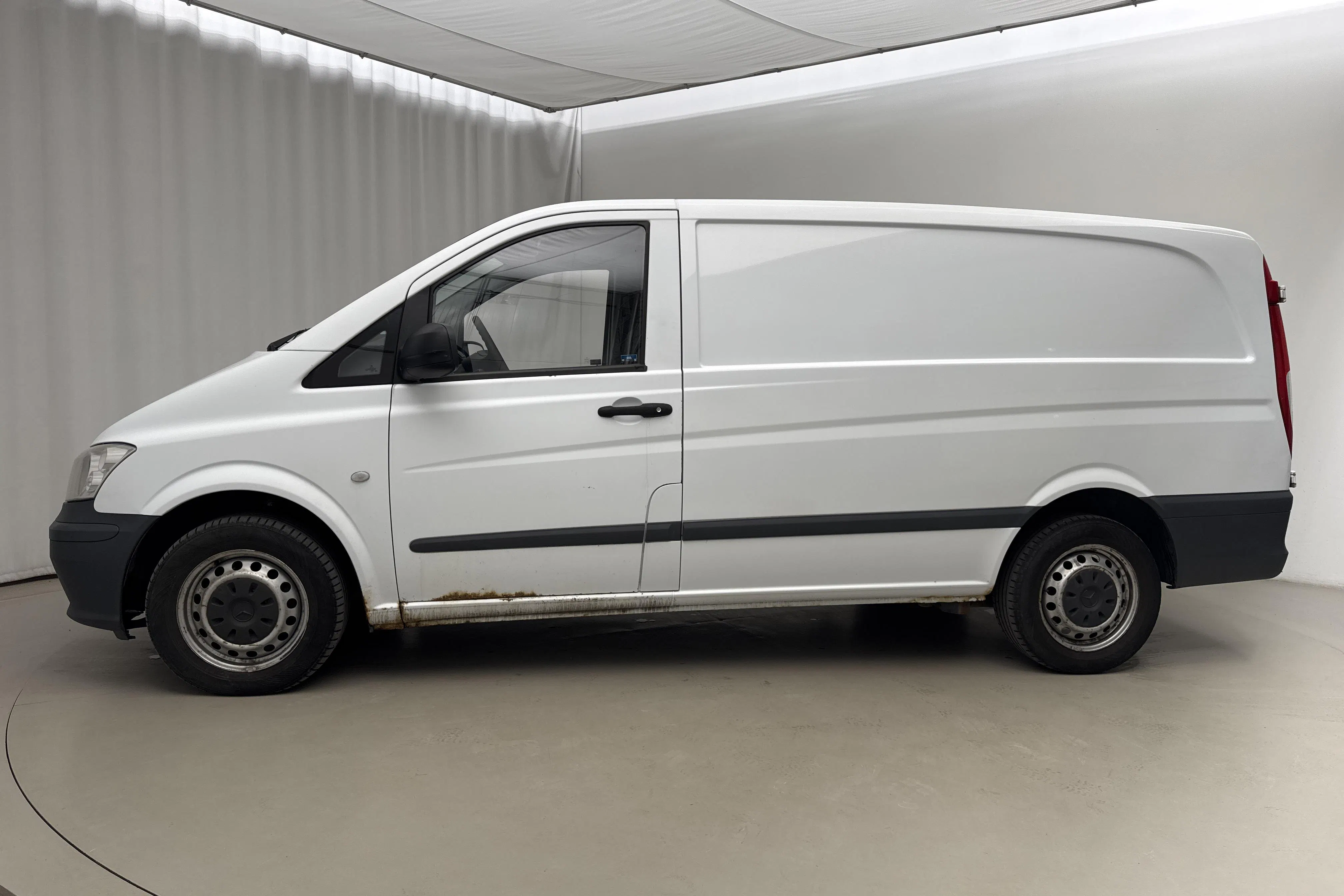 Presentationsfoto 2 av 15: Mercedes Vito 113 CDI W639 (136hk) - 18 813 mil - Automat - vit - 2011