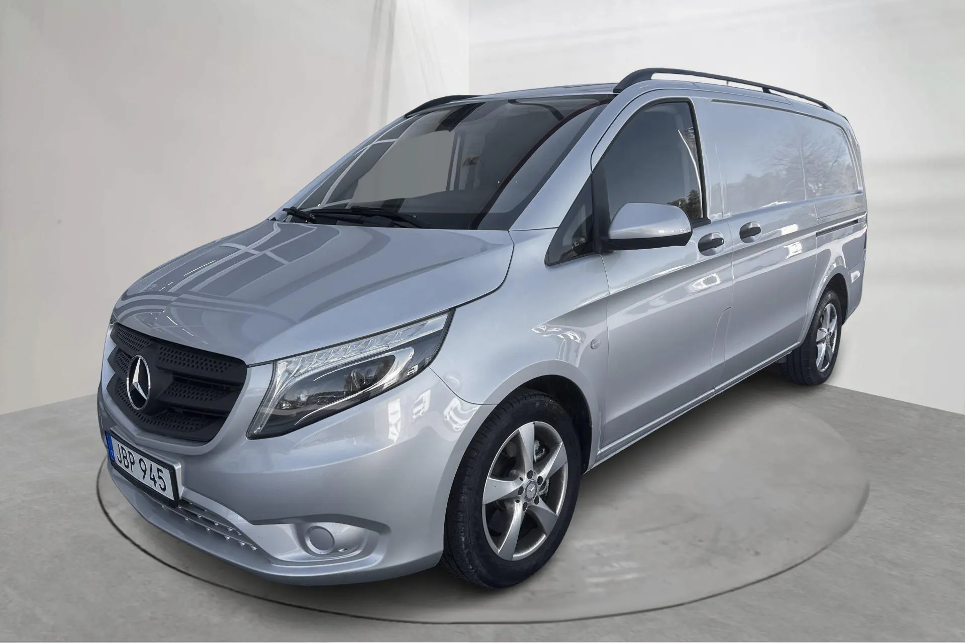 Presentation photo 1 of 17: Mercedes Vito 119 BlueTEC 4MATIC W640 (190hk) - 268 130 km - Automatic - silver - 2016