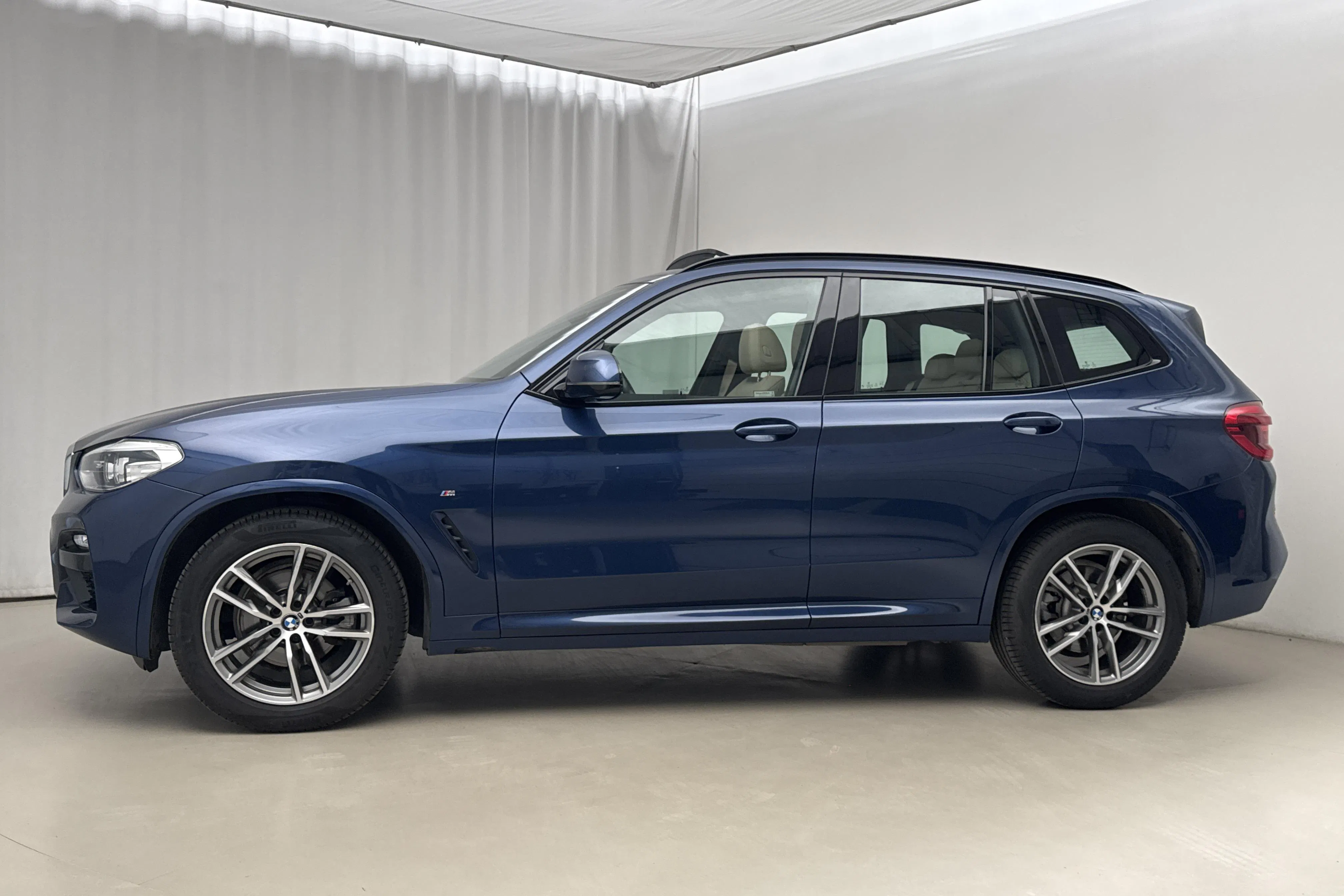 Presentationsfoto 2 av 22: BMW X3 xDrive20d, G01 (190hk) - 9 800 mil - Automat - blå - 2018