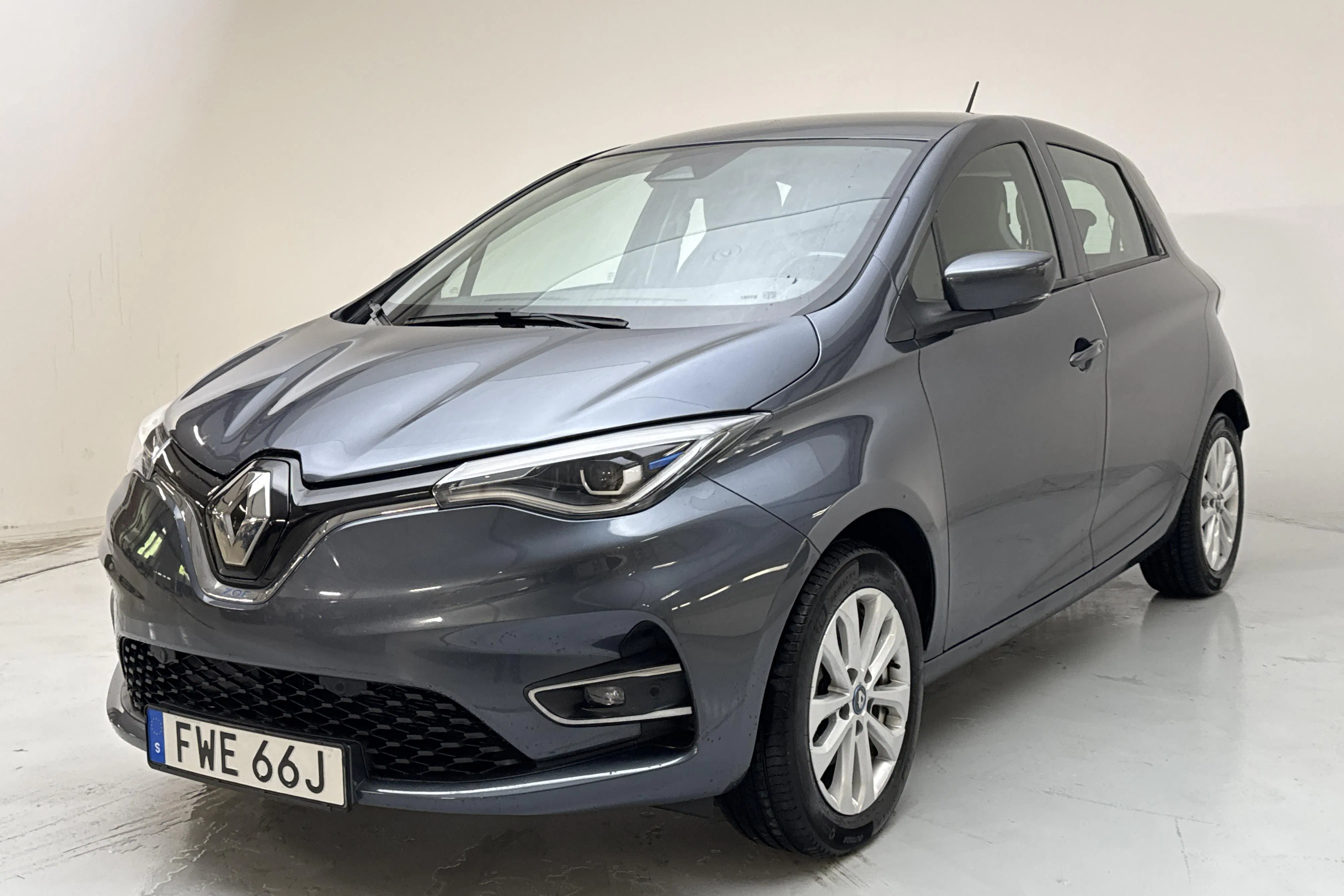Presentationsfoto 1 av 15: Renault Zoe 52kWh R110 (108hk) - 5 651 mil - Automat - grå - 2021