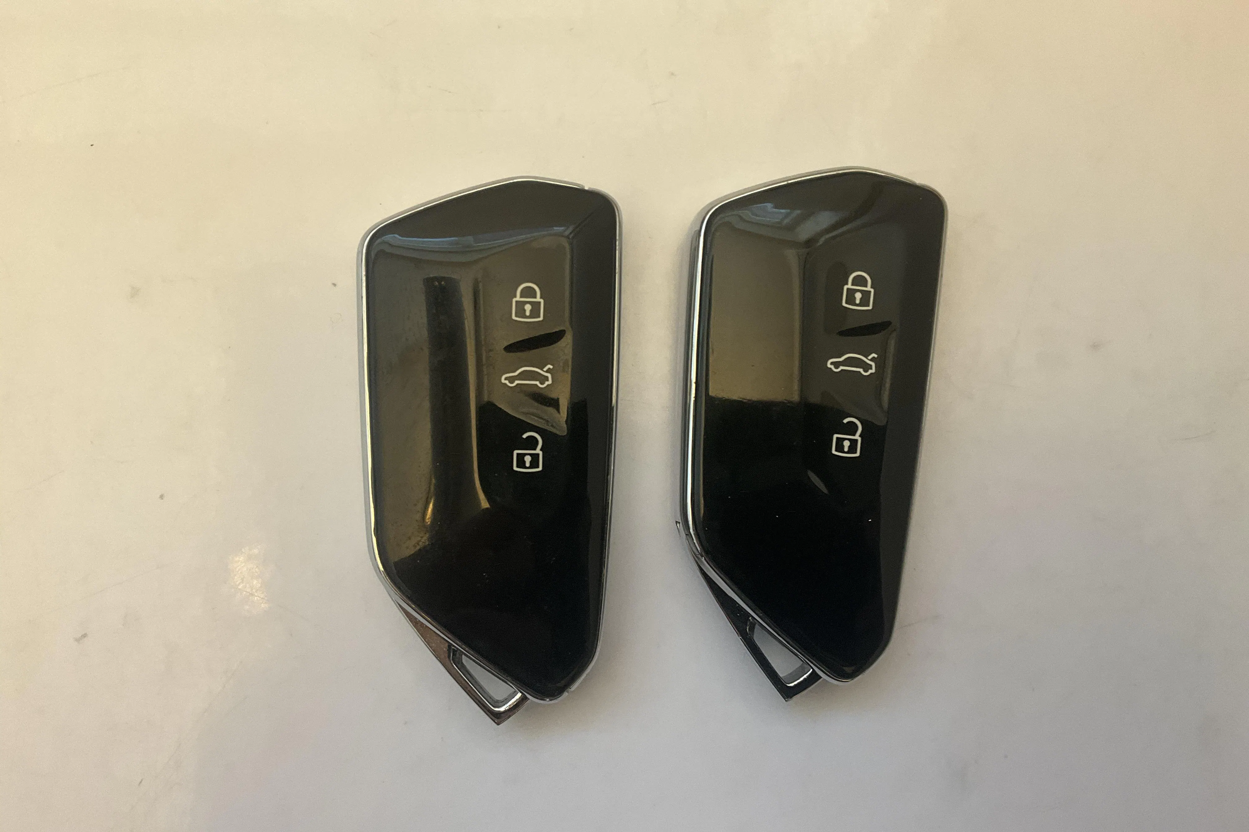 Presentationsfoto 18 av 18: VW ID.4 77kWh 4Motion (265hk) - 10 341 mil - Automat - silver - 2023