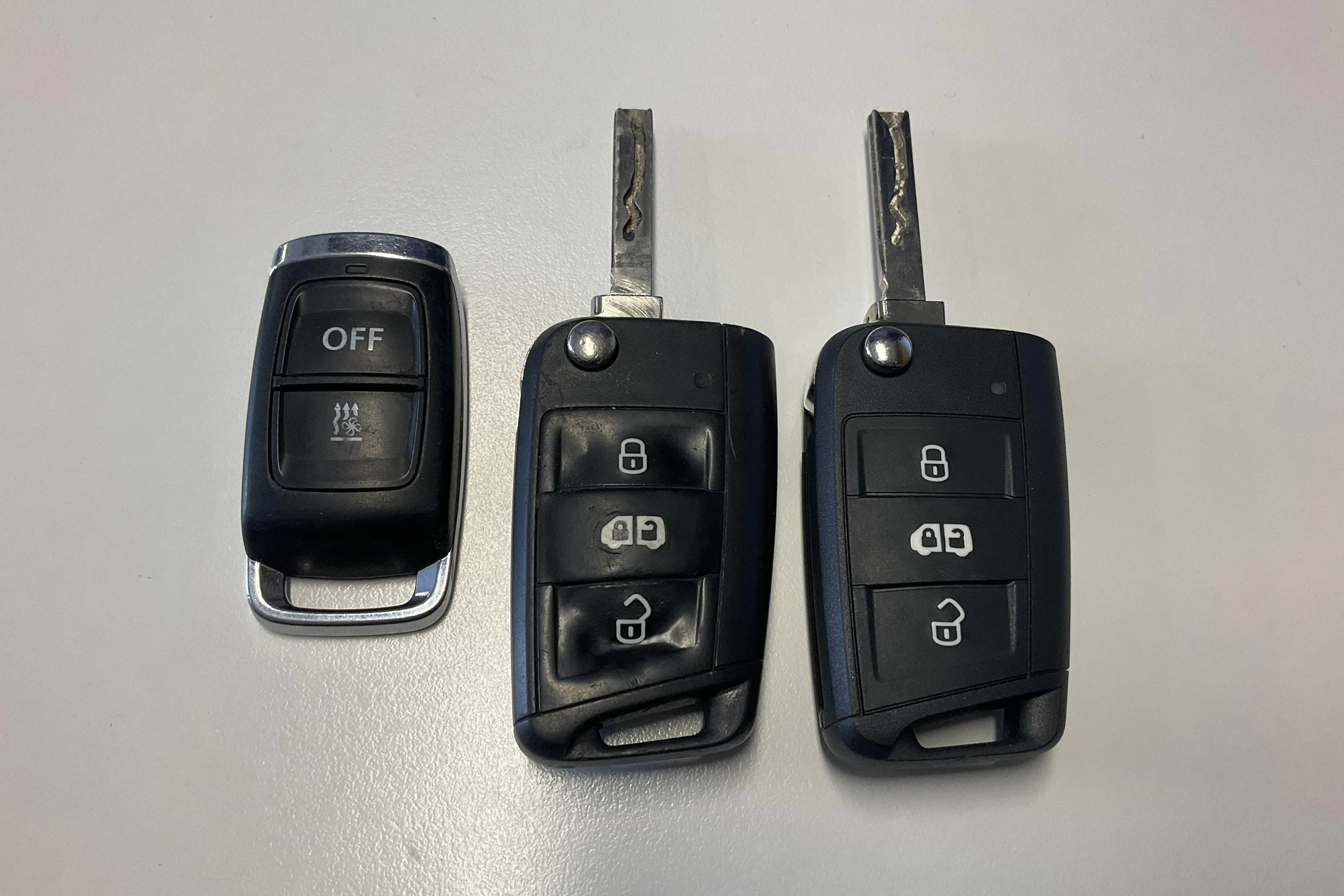 Presentationsfoto 16 av 16: VW Transporter T6 2.0 TDI BMT Skåp 4MOTION (150hk) - 11 479 mil - Automat - vit - 2020