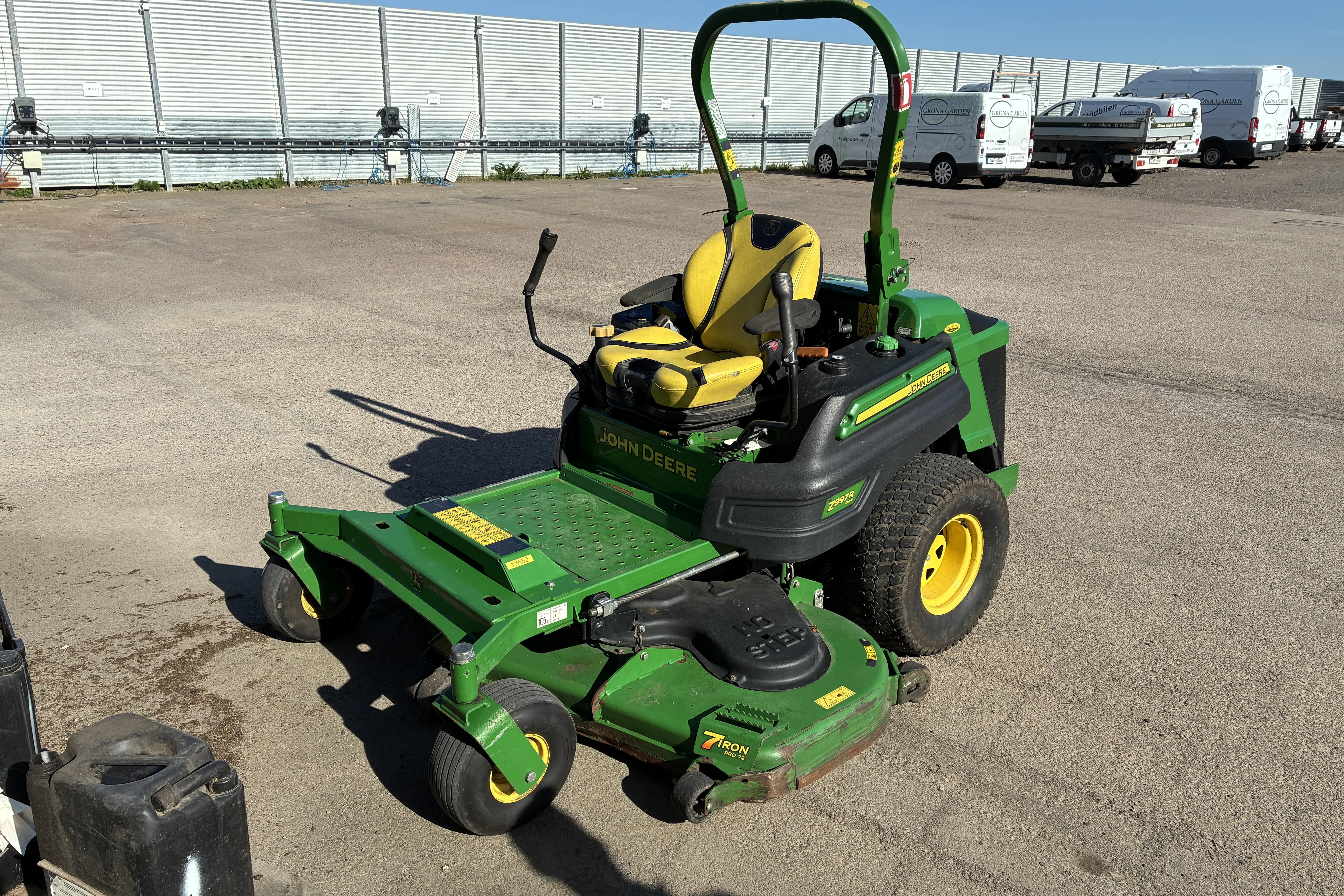 Presentationsfoto 1 av 27: John Deere Z997R, ågräsklippare - 0 km - 2018