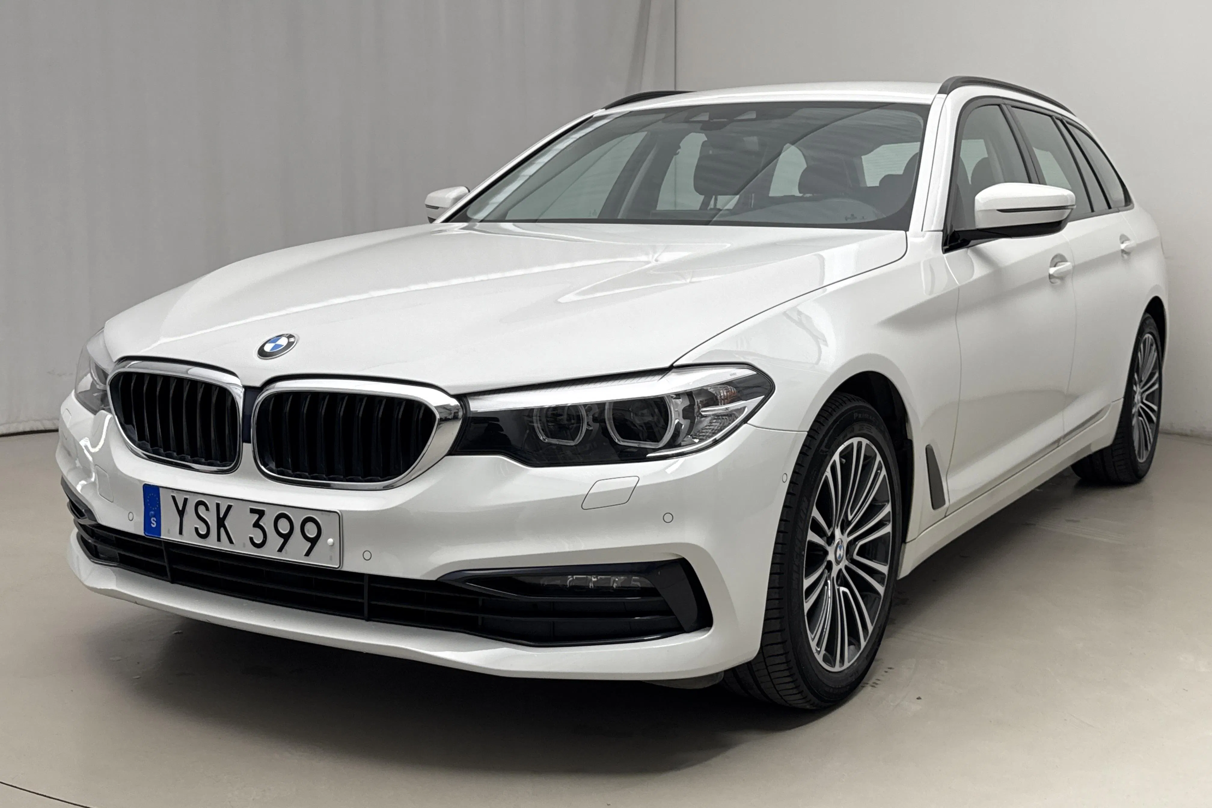 BMW 530i xDrive Touring, G31 (252hk)