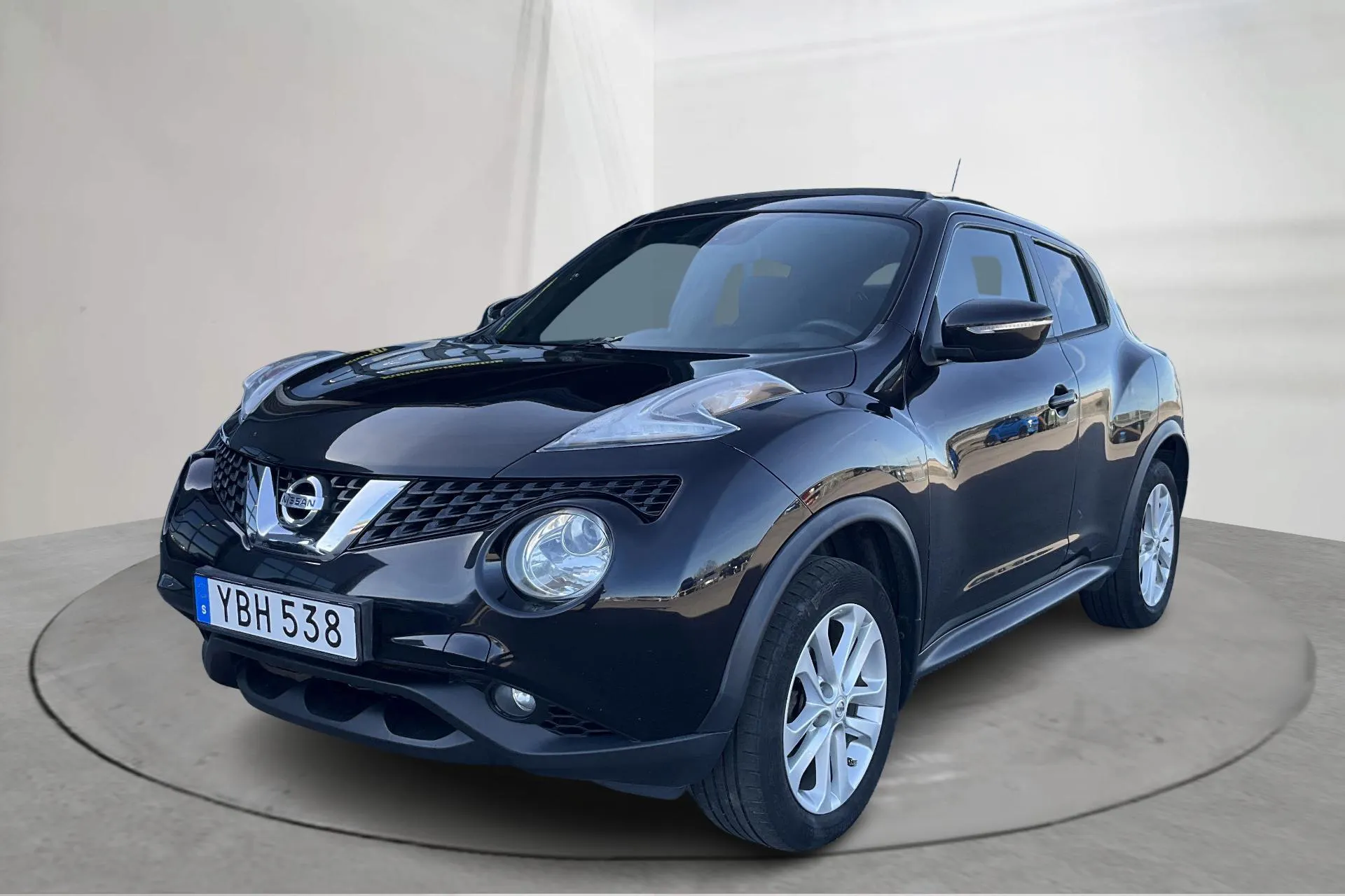 Presentationsfoto 1 av 17: Nissan Juke 1.6 (117hk) - 10 620 mil - Automat - 2016