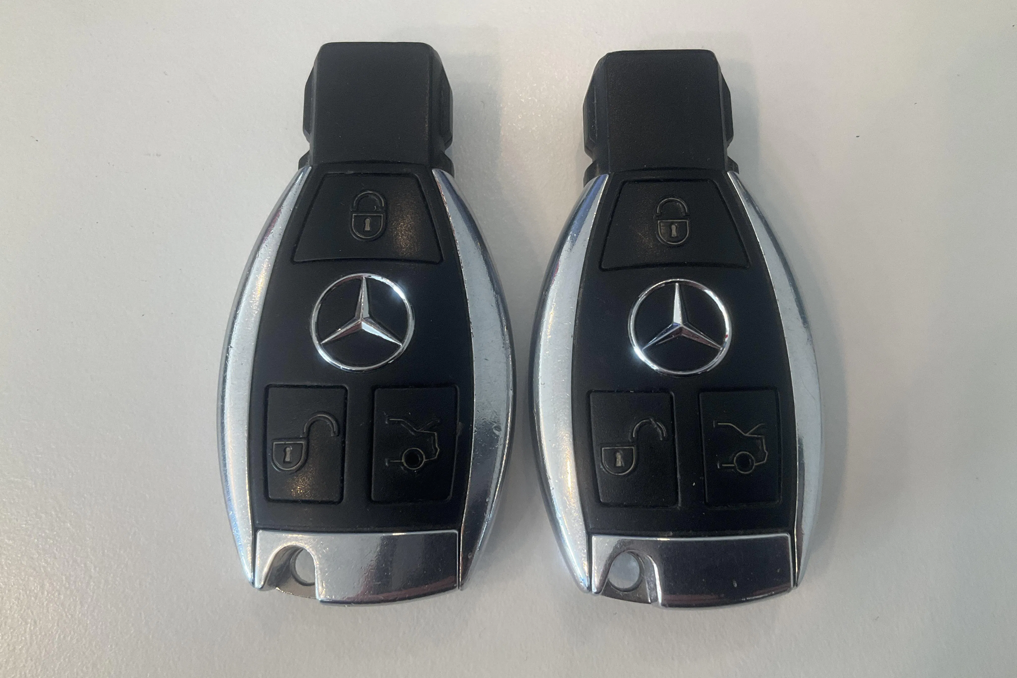 Presentationsfoto 21 av 21: Mercedes GLC 250 d 4MATIC X253 (204hk) - 20 267 mil - Automat - Dark Blue - 2017