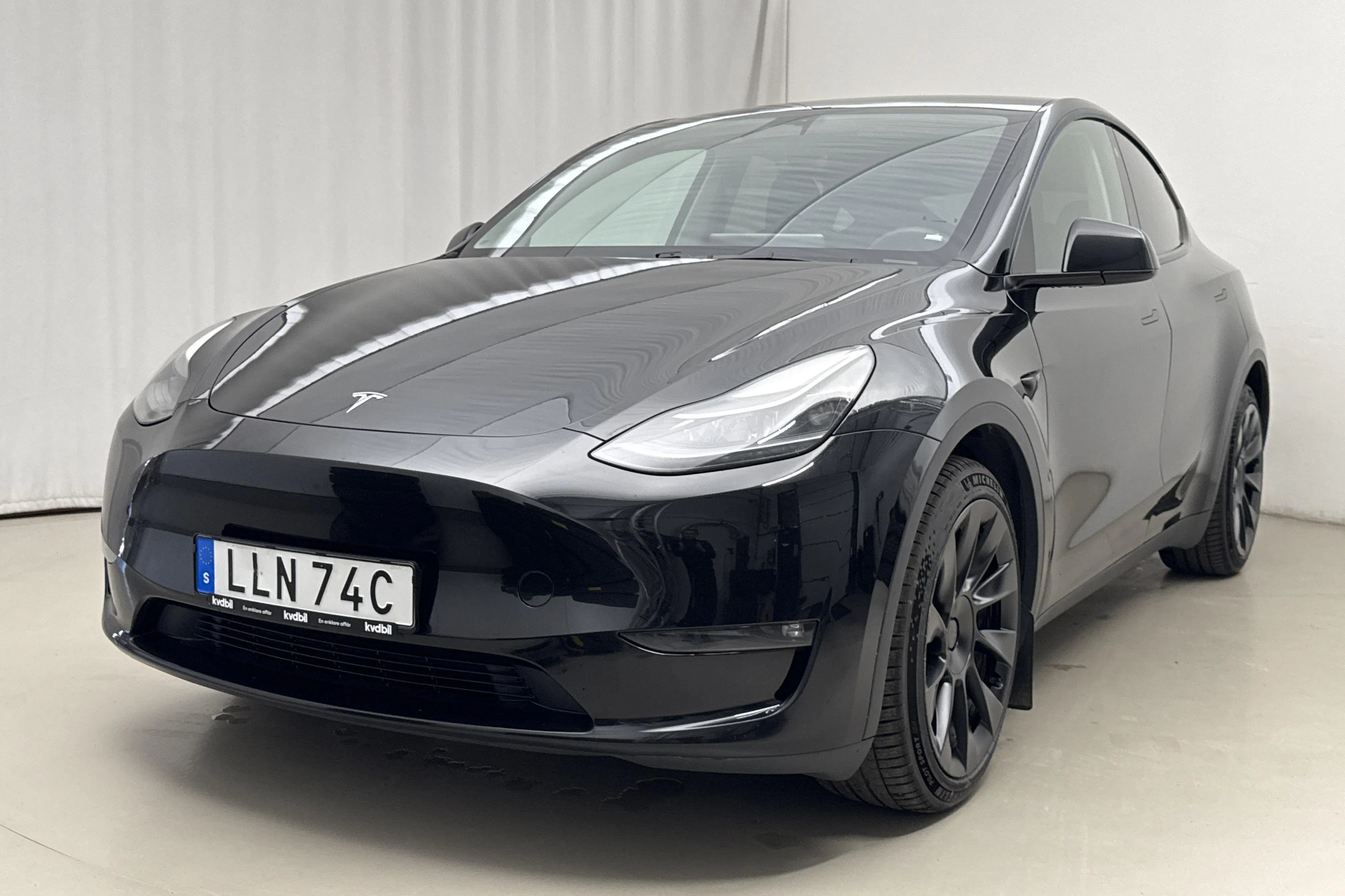 Tesla Model Y Long Range Dual Motor AWD