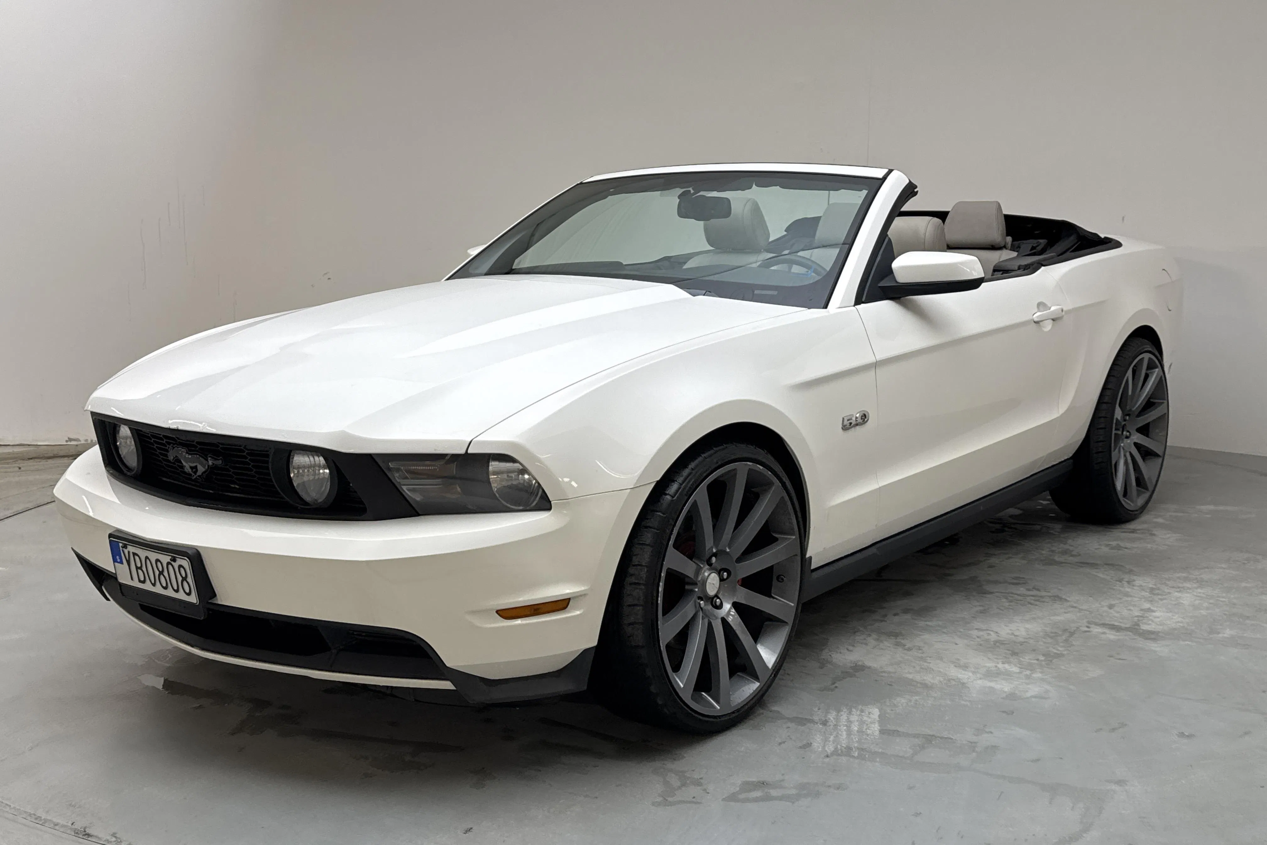 Ford Mustang GT 5.0 V8 Cabriolet (412hk)