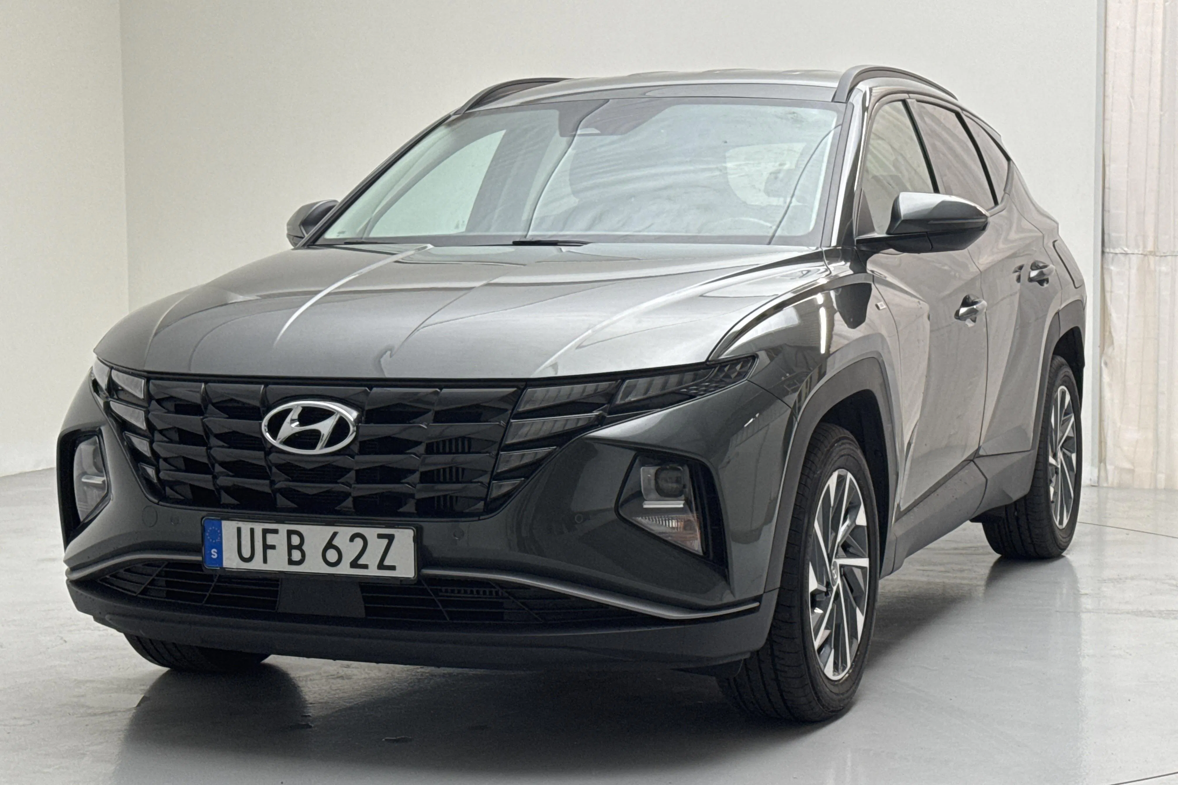 Presentationsfoto 1 av 15: Hyundai Tucson 1.6 T-GDi (150hk) - 10 142 mil - Automat - grå - 2022