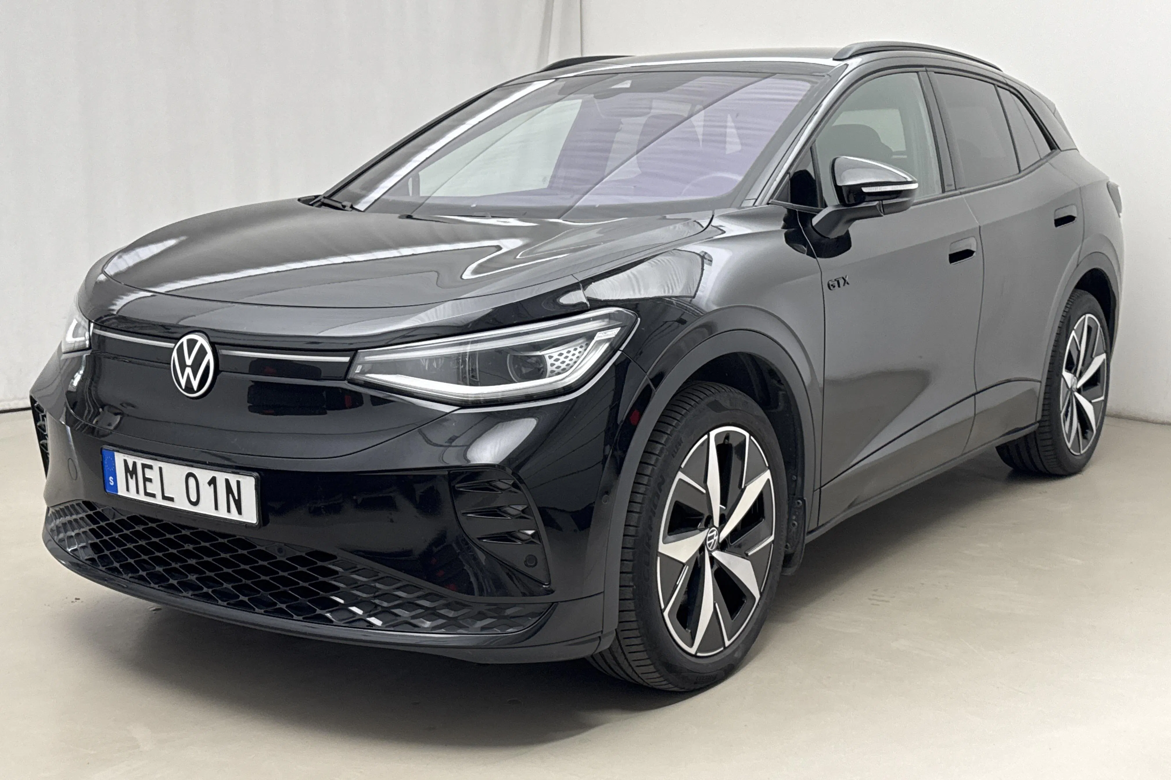 Presentationsfoto 1 av 19: VW ID.4 GTX 77kWh AWD (299hk) - 5 902 mil - Automat - svart - 2024