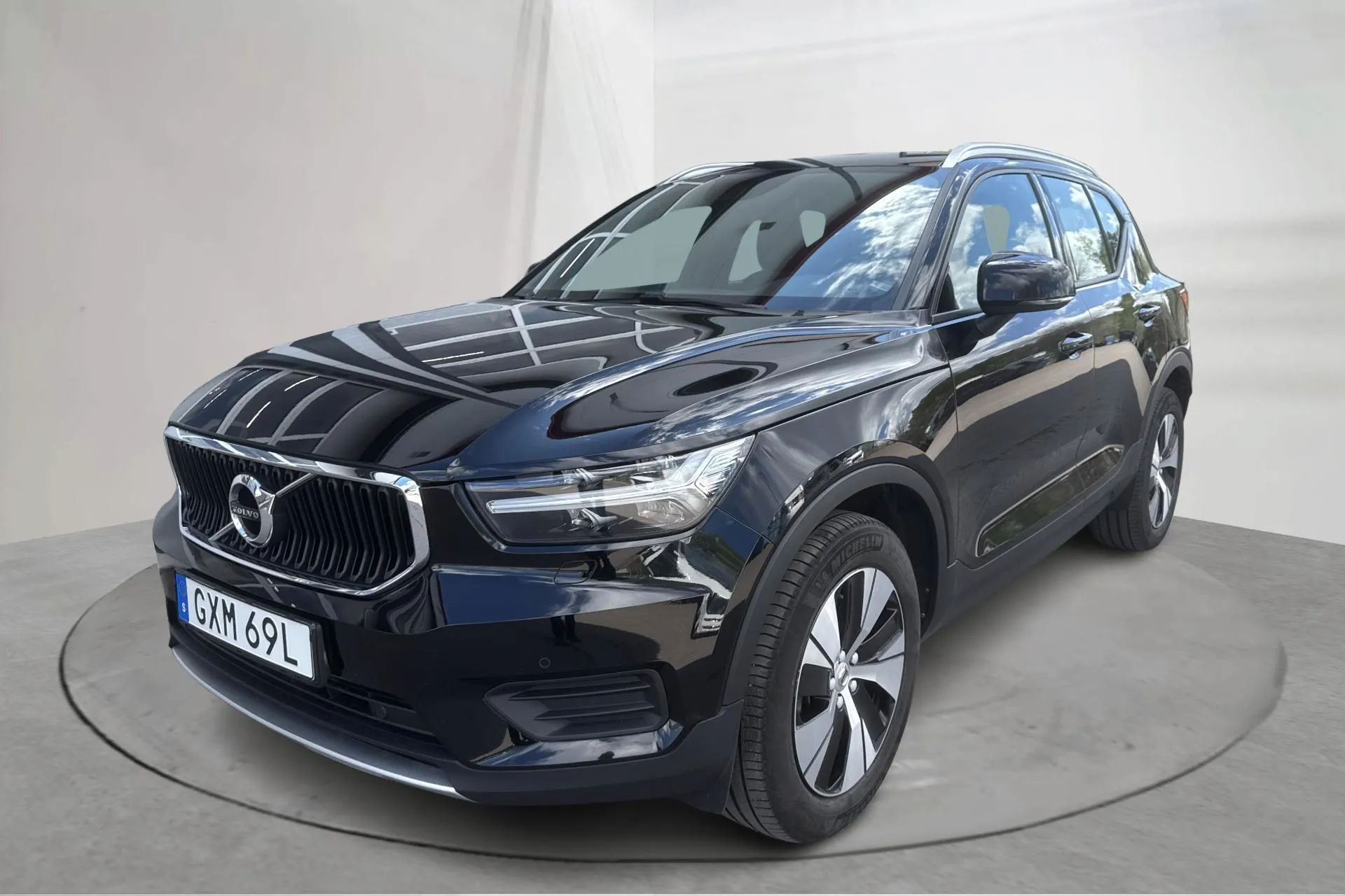 Presentation photo 1 of 18: Volvo XC40 B4 2WD (197hk) - 65 660 km - Automatic - black - 2022