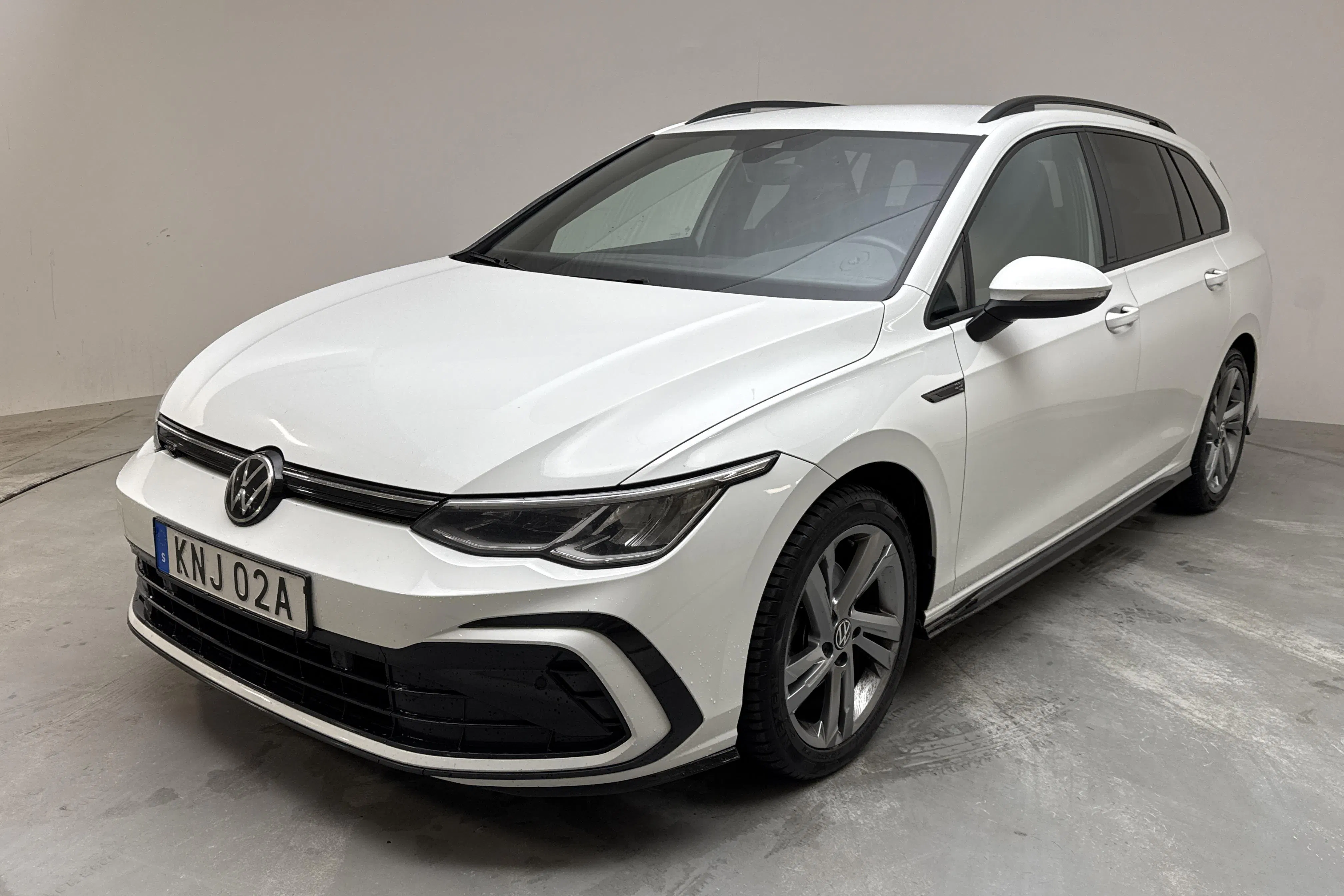 VW Golf VIII 1.5 eTSI Sportscombi (150hk)