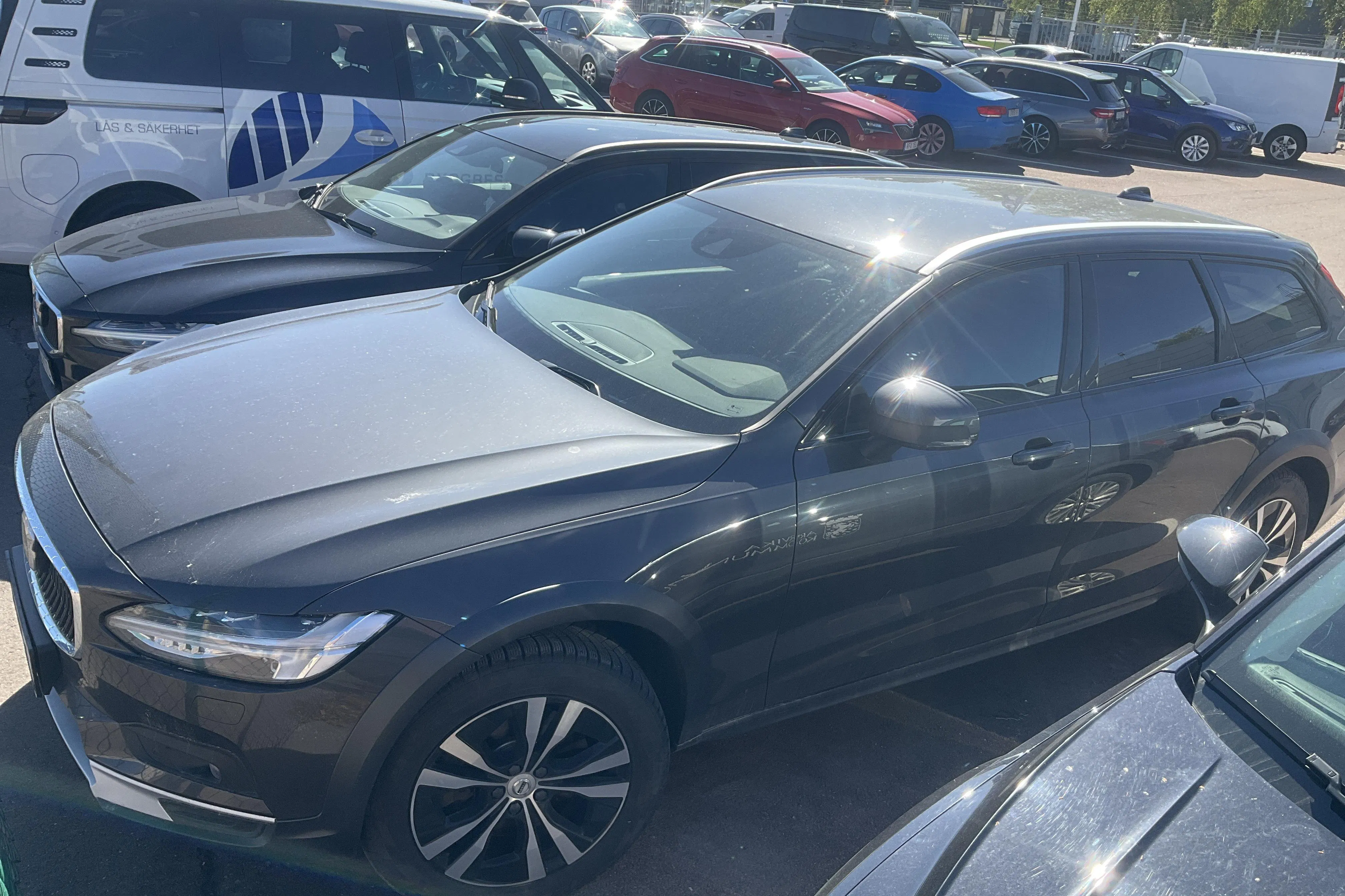 Presentation photo 1 of 13: Volvo V90 B4 Cross Country AWD Mildhybrid, Diesel (197hk) - 164 910 km - Automatic - gray - 2021