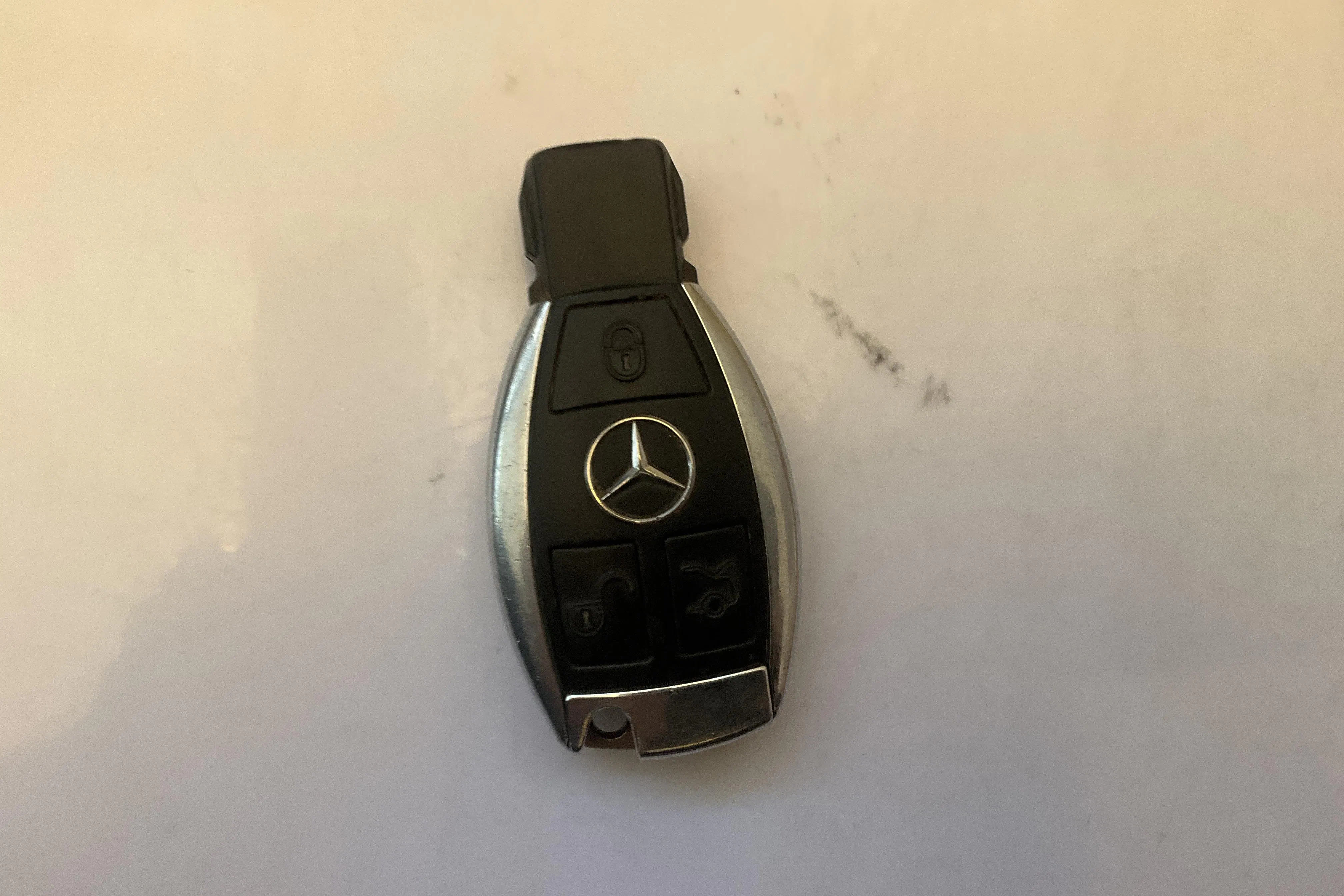 Presentationsfoto 15 av 15: Mercedes E 350 CDI BlueEfficiency Coupé C207 (231hk) - 24 070 mil - Automat - svart - 2009