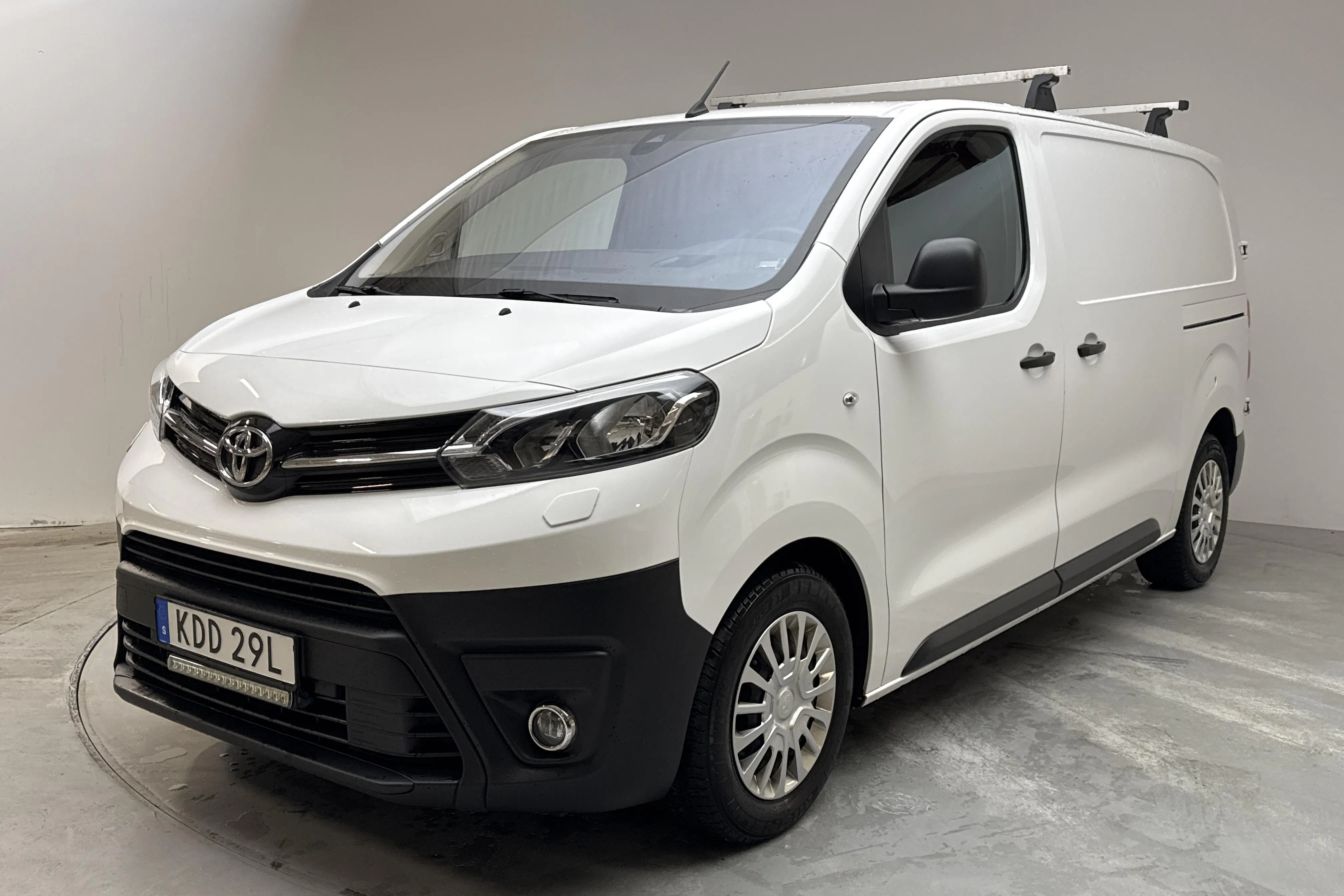 Toyota PROACE 2.0D (120hk)