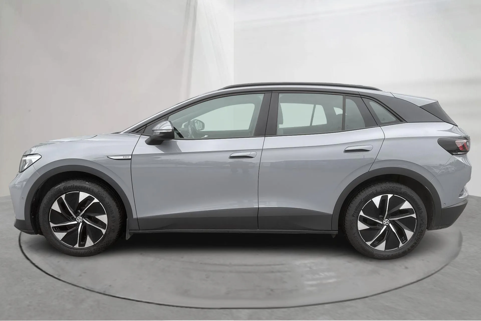 Presentationsfoto 2 av 17: VW ID.4 77kWh (204hk) - 10 666 mil - Automat - grå - 2023