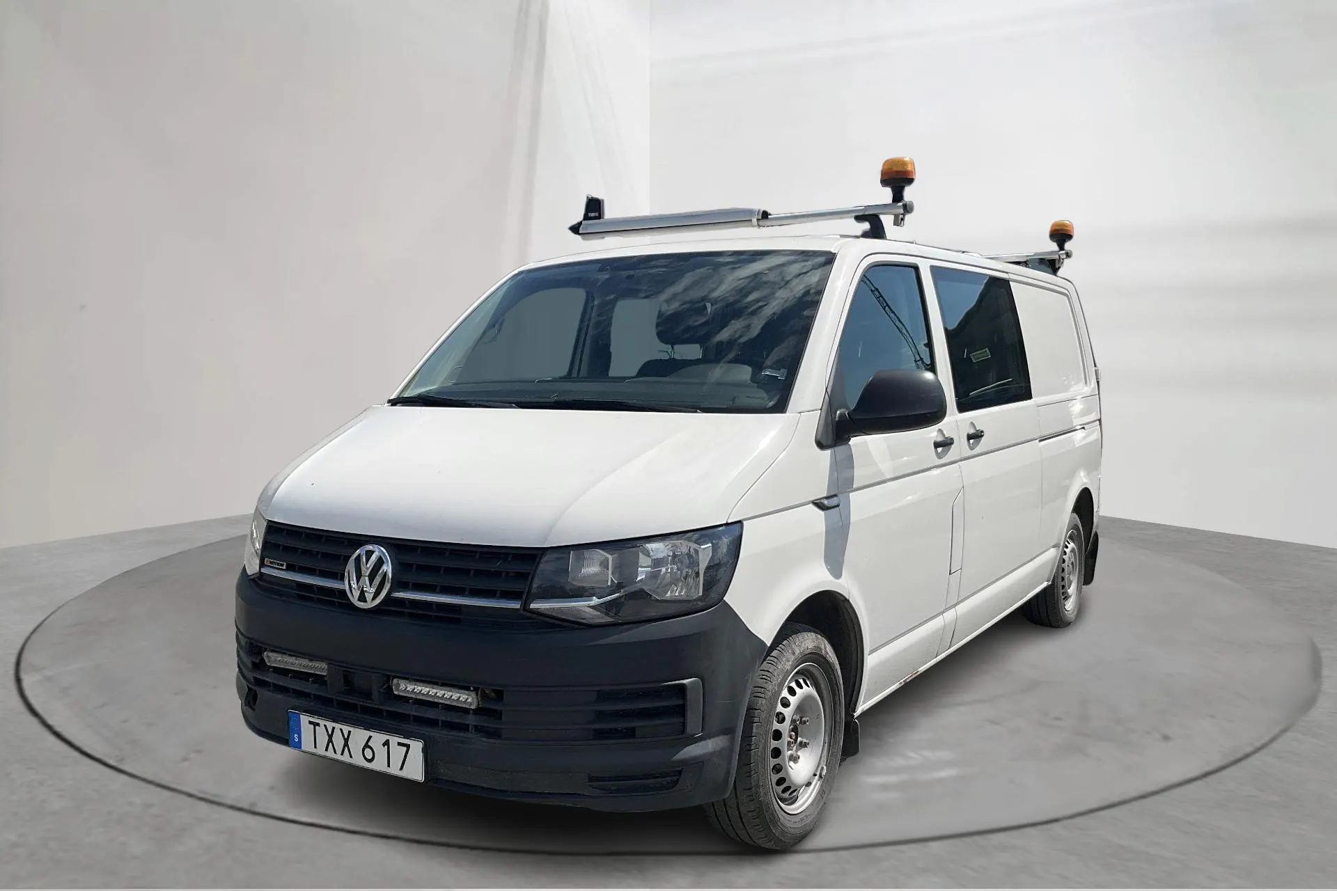 Presentation photo 1 of 12: VW Transporter T6 2.0 TDI BMT Skåp 4MOTION (150hk) - 159 700 km - Manual - white - 2017