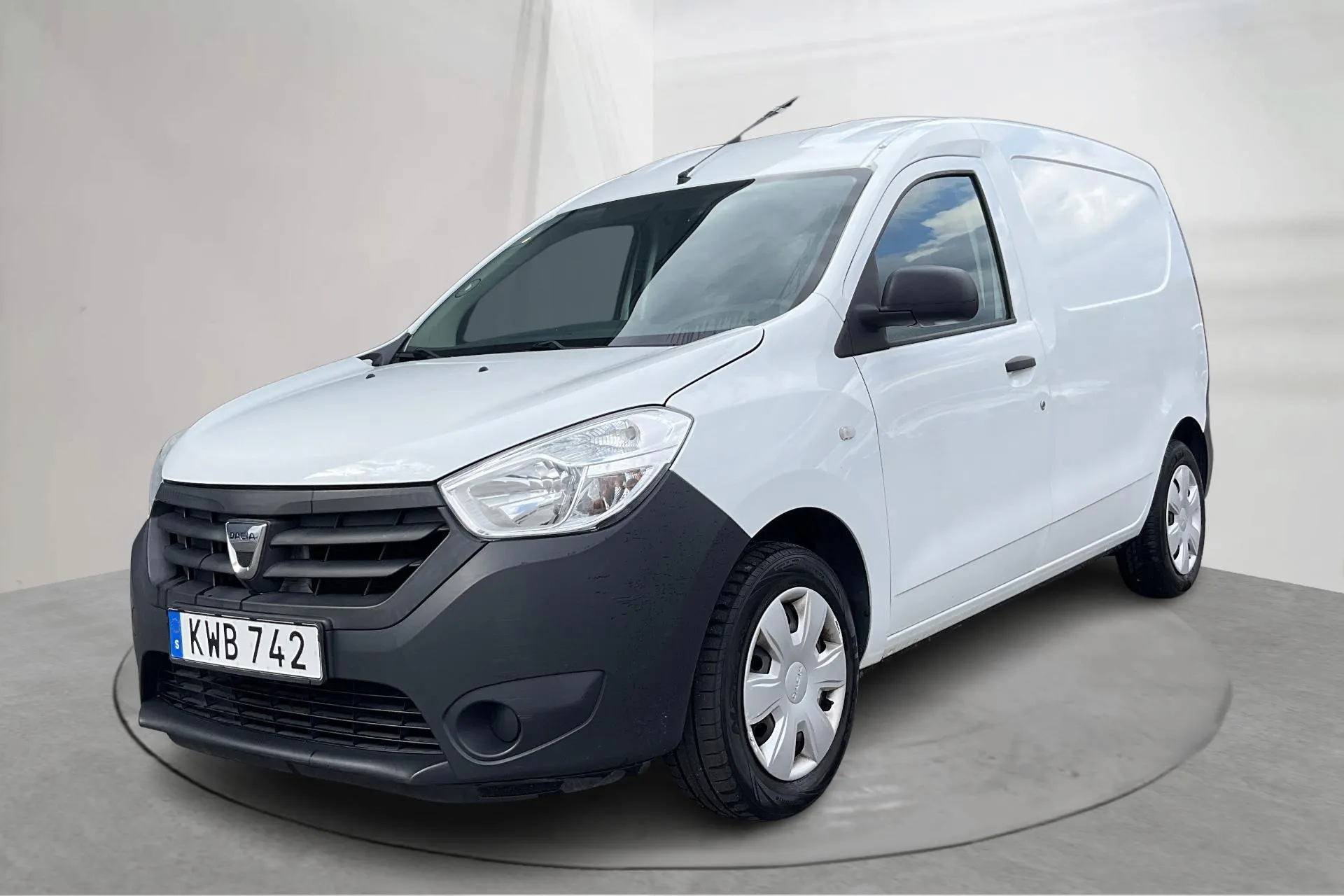 Presentationsfoto 1 av 14: Dacia Dokker Van 1.6 MPI (82hk) - 5 341 mil - Manuell - vit - 2015