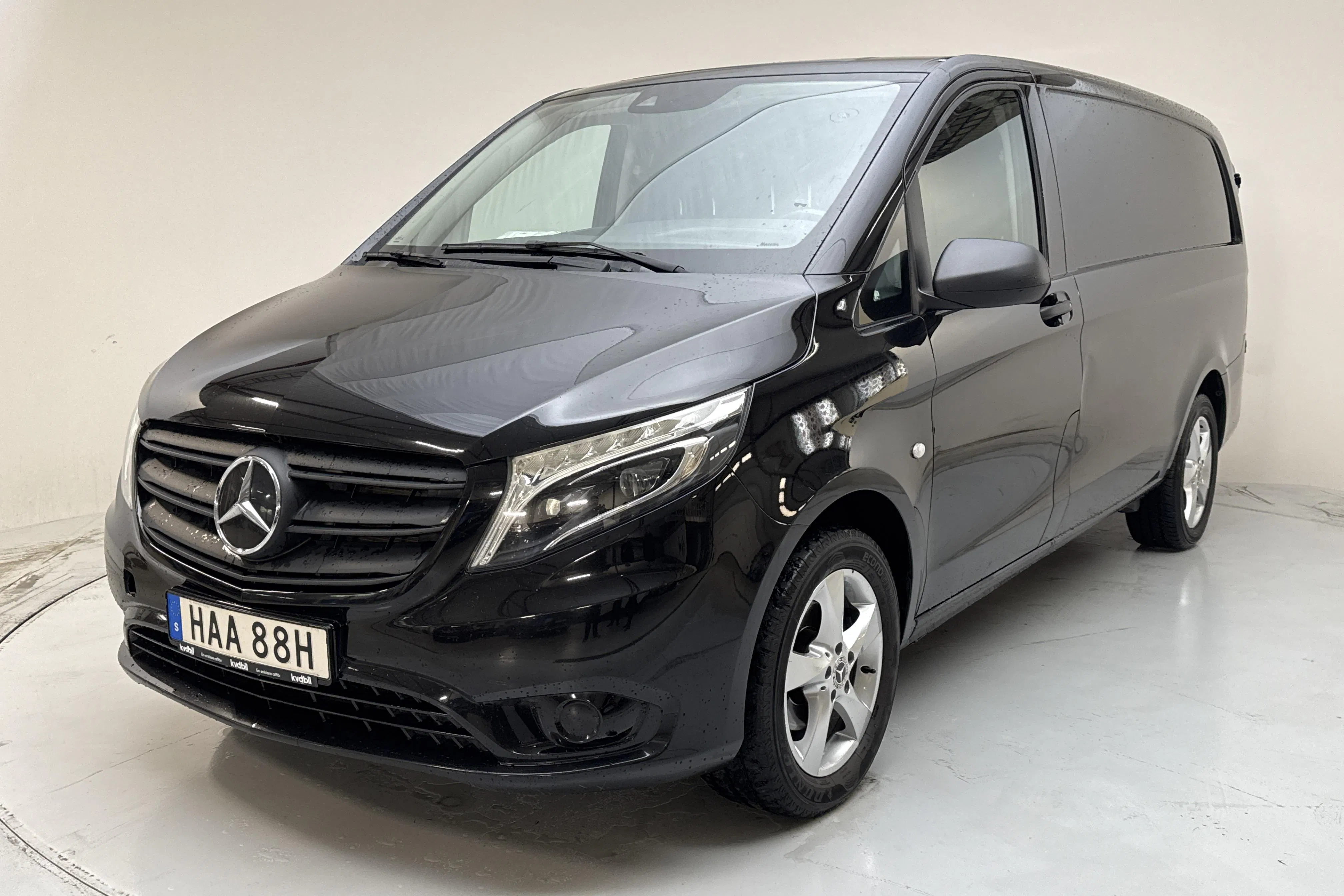 Presentation photo 1 of 12: Mercedes Vito 116 CDI W640 (163hk) - 117 780 km - Automatic - black - 2022