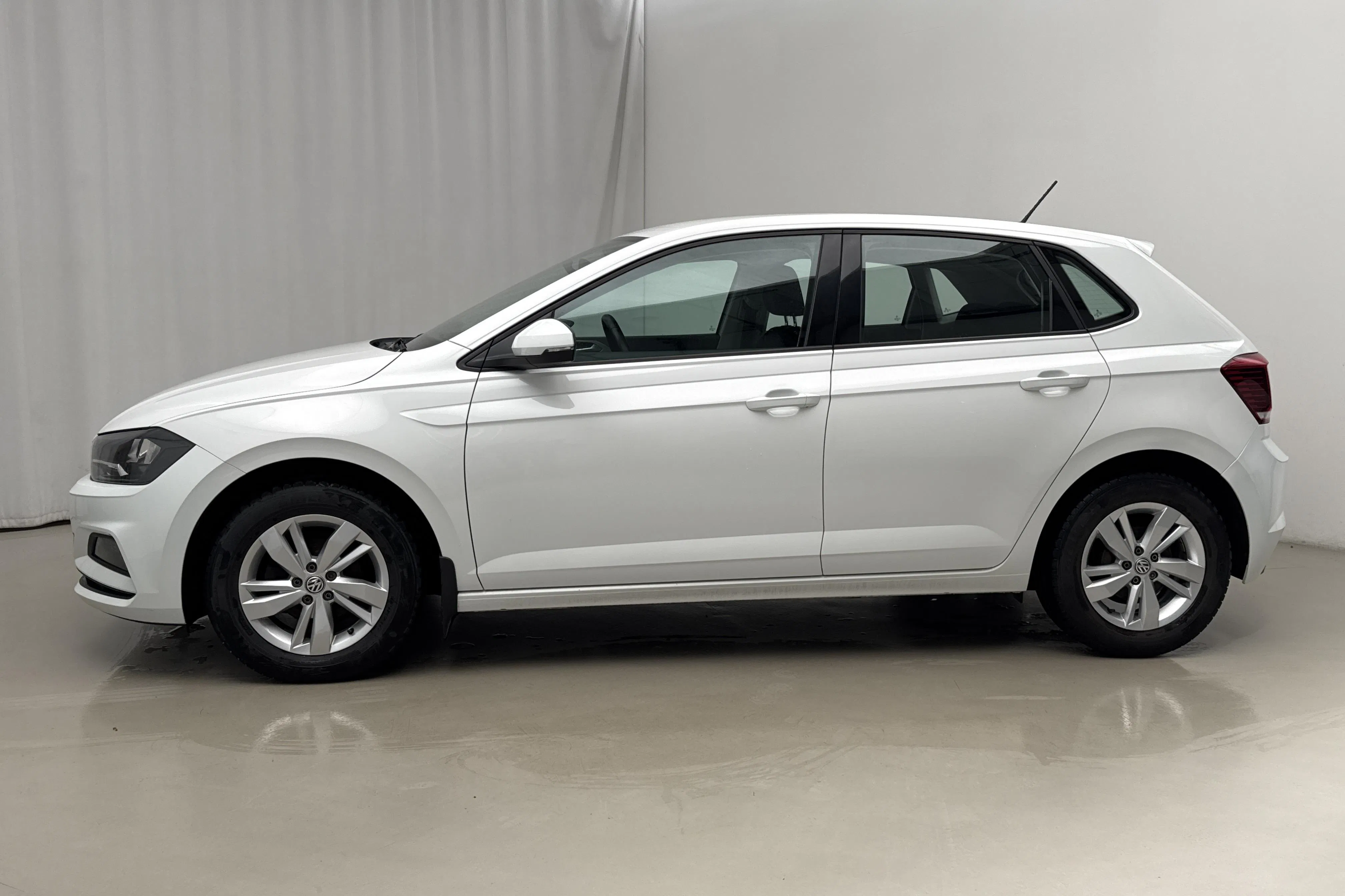 Presentationsfoto 2 av 15: VW Polo 1.0 TSI 5dr (95hk) - 4 663 mil - Manuell - vit - 2018
