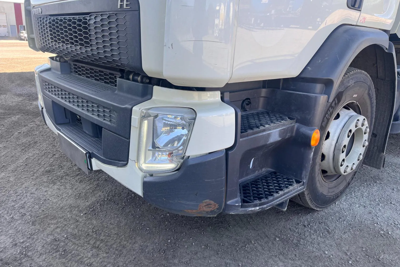 Presentation photo 106 of 106: VOLVO FE320 - 102 496 km - Automatic - white - 2019