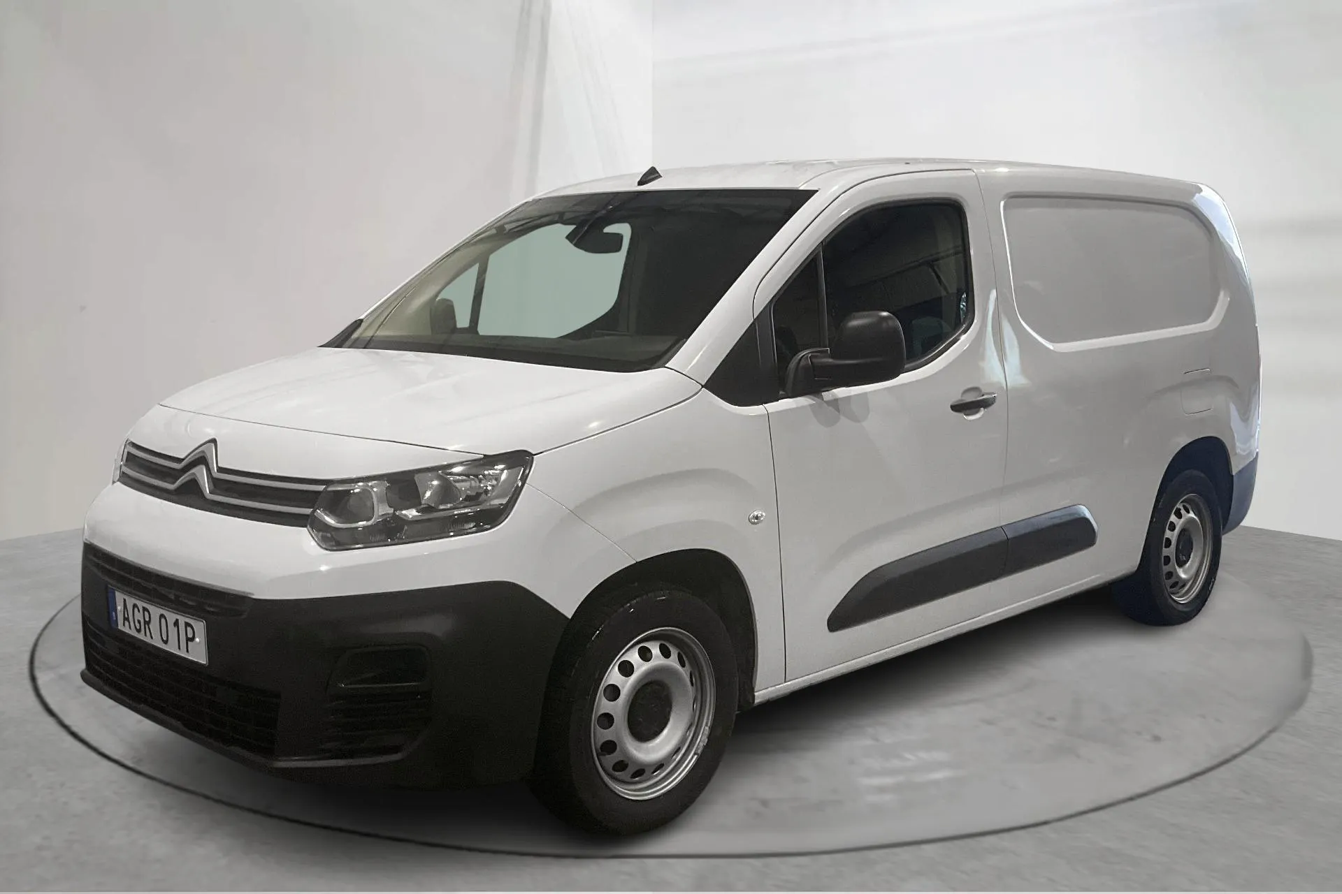 Presentationsfoto 1 av 12: Citroën Berlingo 1.5 BlueHDi Skåp (100hk) - 2 776 mil - Manuell - vit - 2023