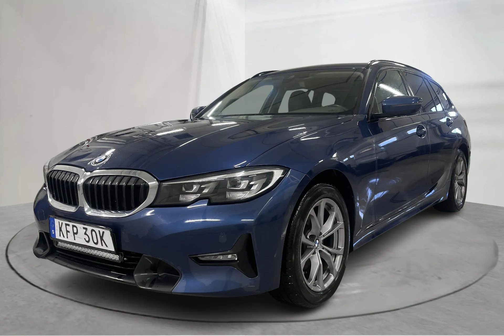 BMW 320d xDrive Touring, G21 (190hk+11hk)