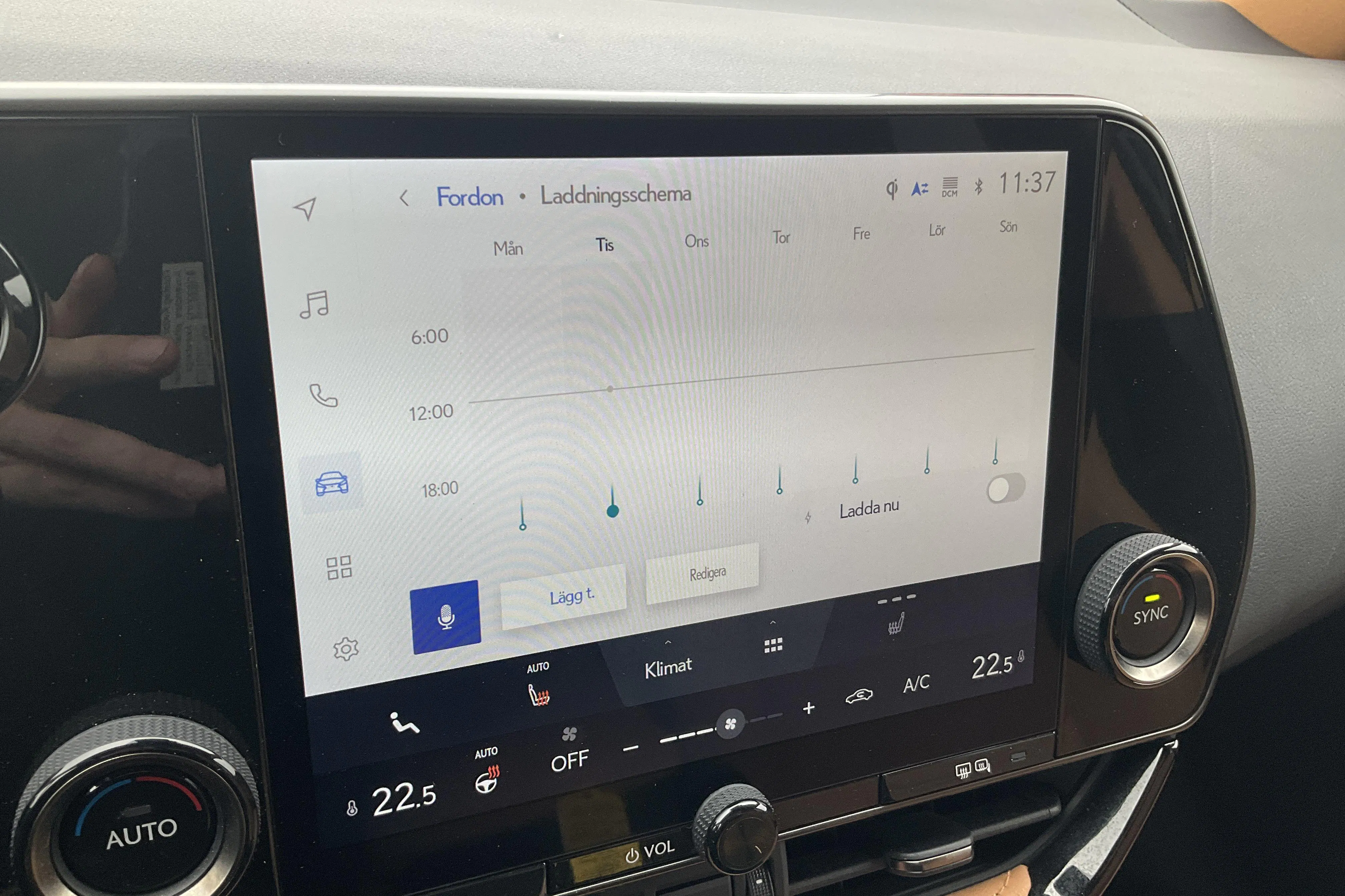 Presentationsfoto 22 av 22: Lexus NX 450h+ AWD (309hk) - 5 999 mil - Automat - grön - 2023