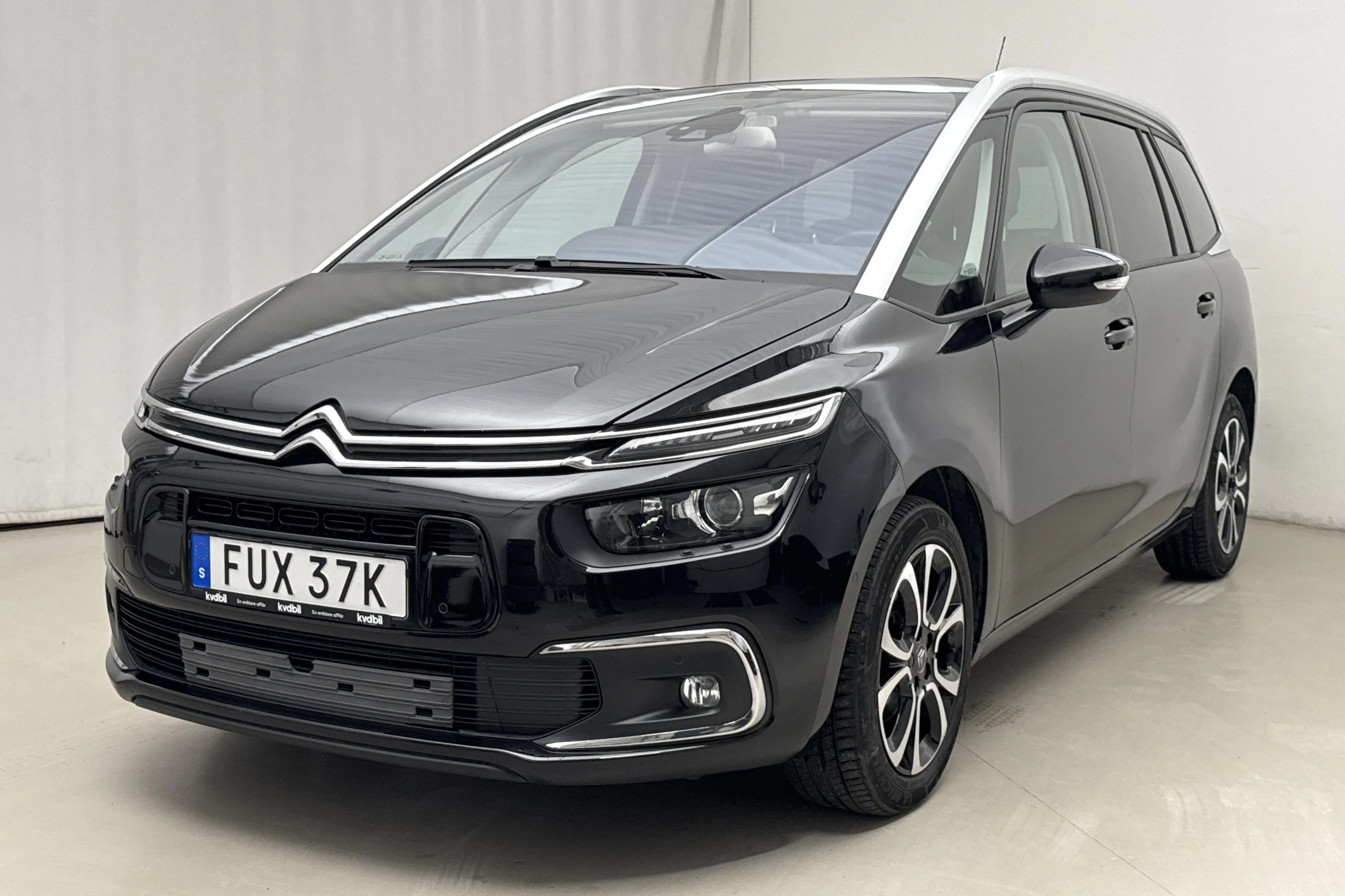 Presentationsfoto 1 av 24: Citroën C4 Grand Spacetourer Puretech (130hk) - 6 431 mil - Automat - svart - 2019
