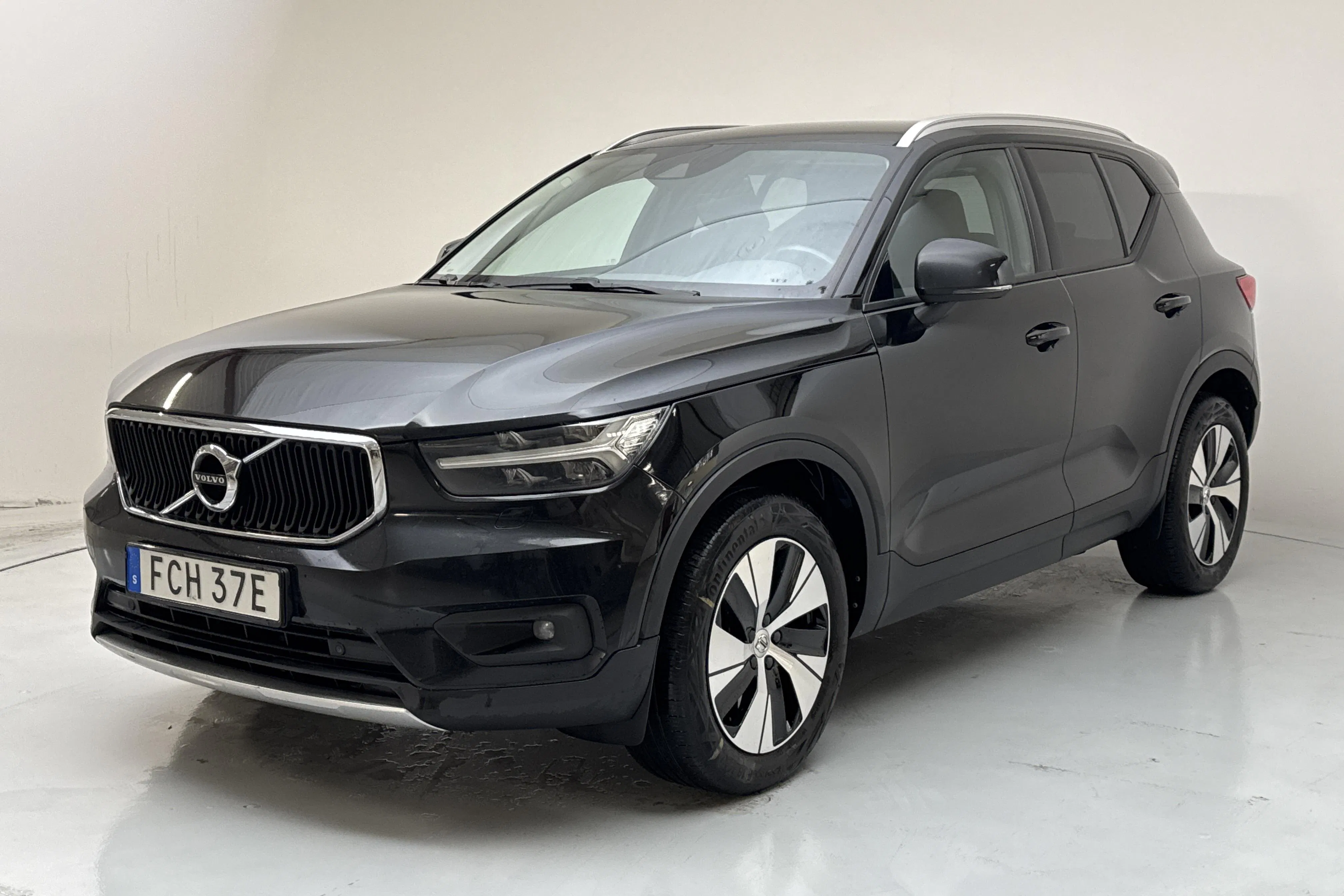 Volvo XC40 B4 2WD (197hk)