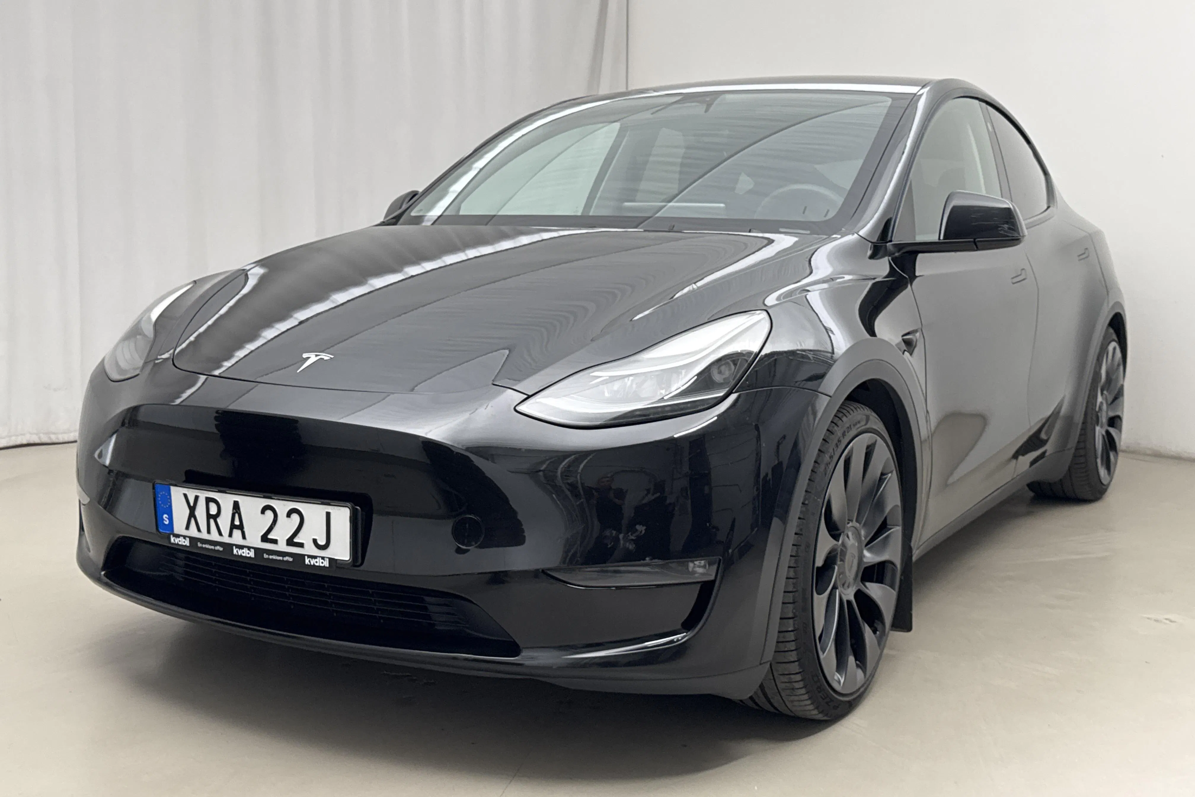 Tesla Model Y Performance Dual Motor AWD