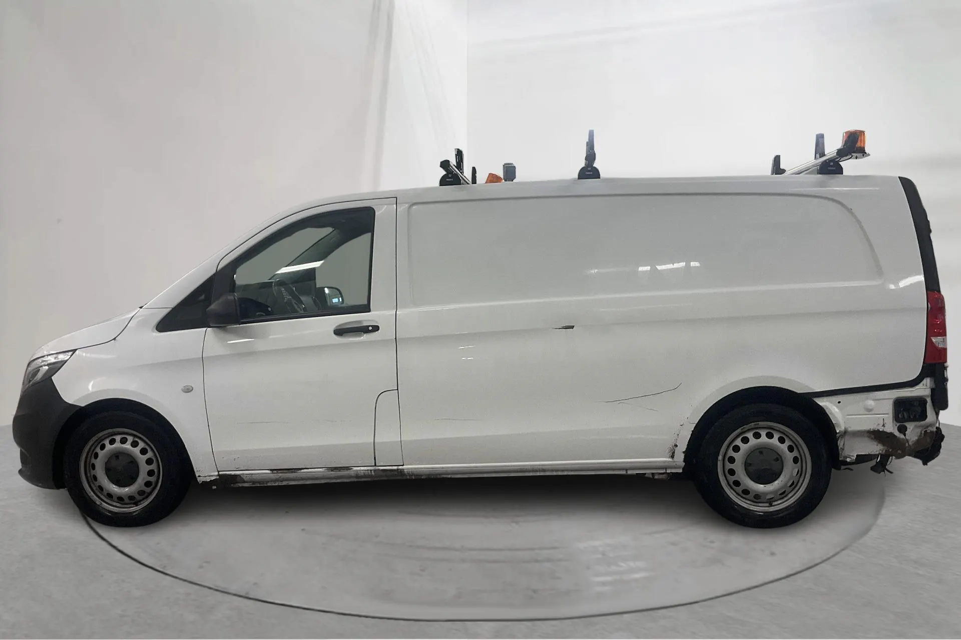 Presentationsfoto 2 av 17: Mercedes Vito 114 CDI W640 (136hk) - 16 686 mil - Manuell - vit - 2016