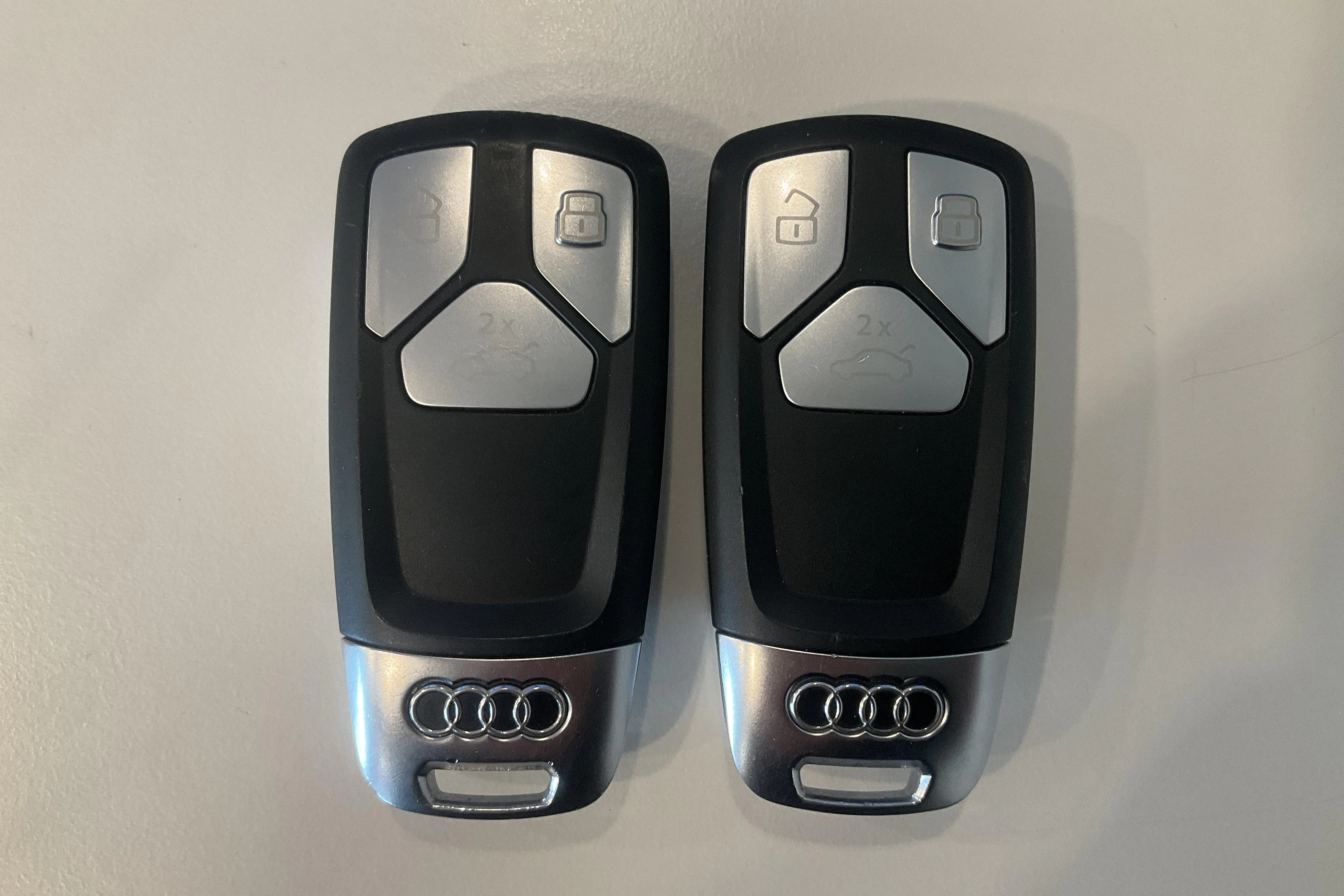 Presentation photo 22 of 22: Audi Q5 55 TFSI e quattro (367hk) - 53 330 km - Automatic - white - 2023