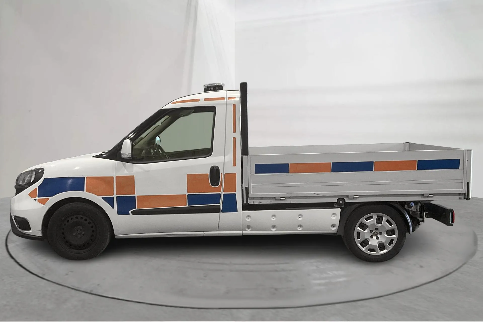 Presentationsfoto 2 av 11: Fiat Doblo Cargo 1.6 MJT (105hk) - 7 618 mil - Manuell - vit - 2021