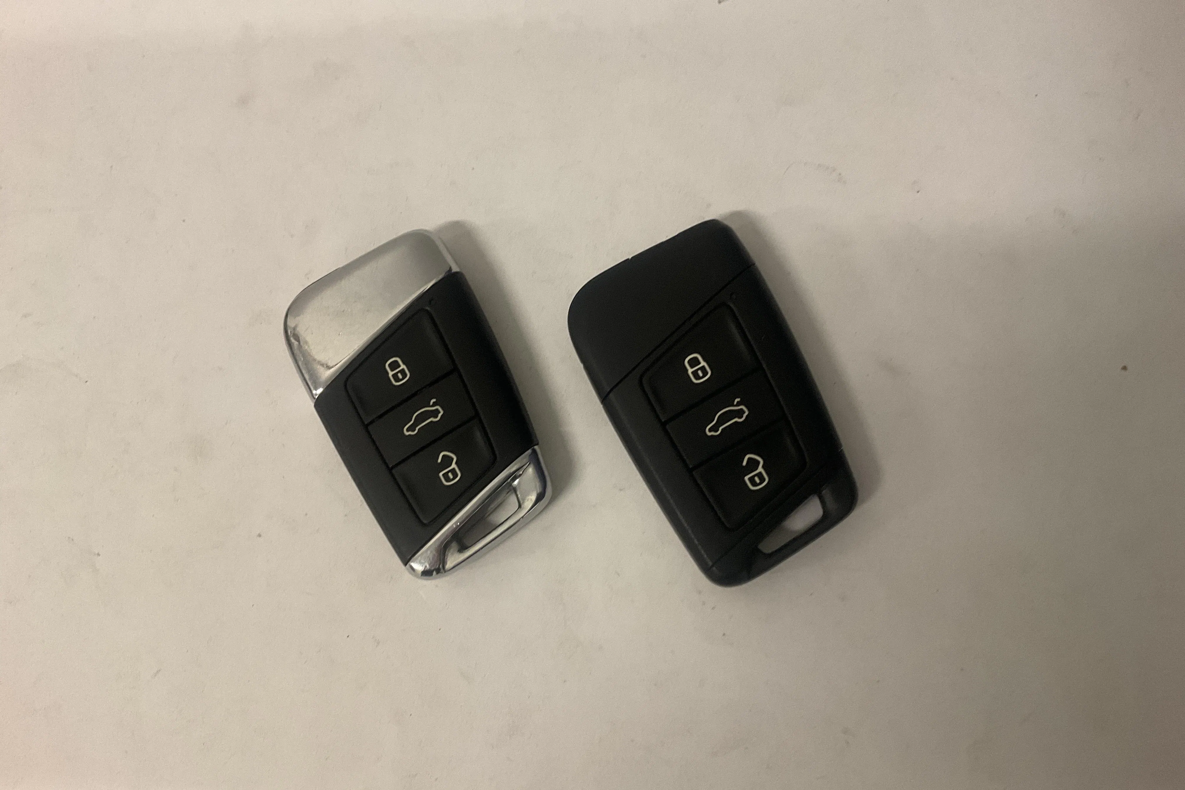 Presentationsfoto 20 av 20: VW Passat 1.4 GTE Sportscombi (218hk) - 13 683 mil - Automat - vit - 2020