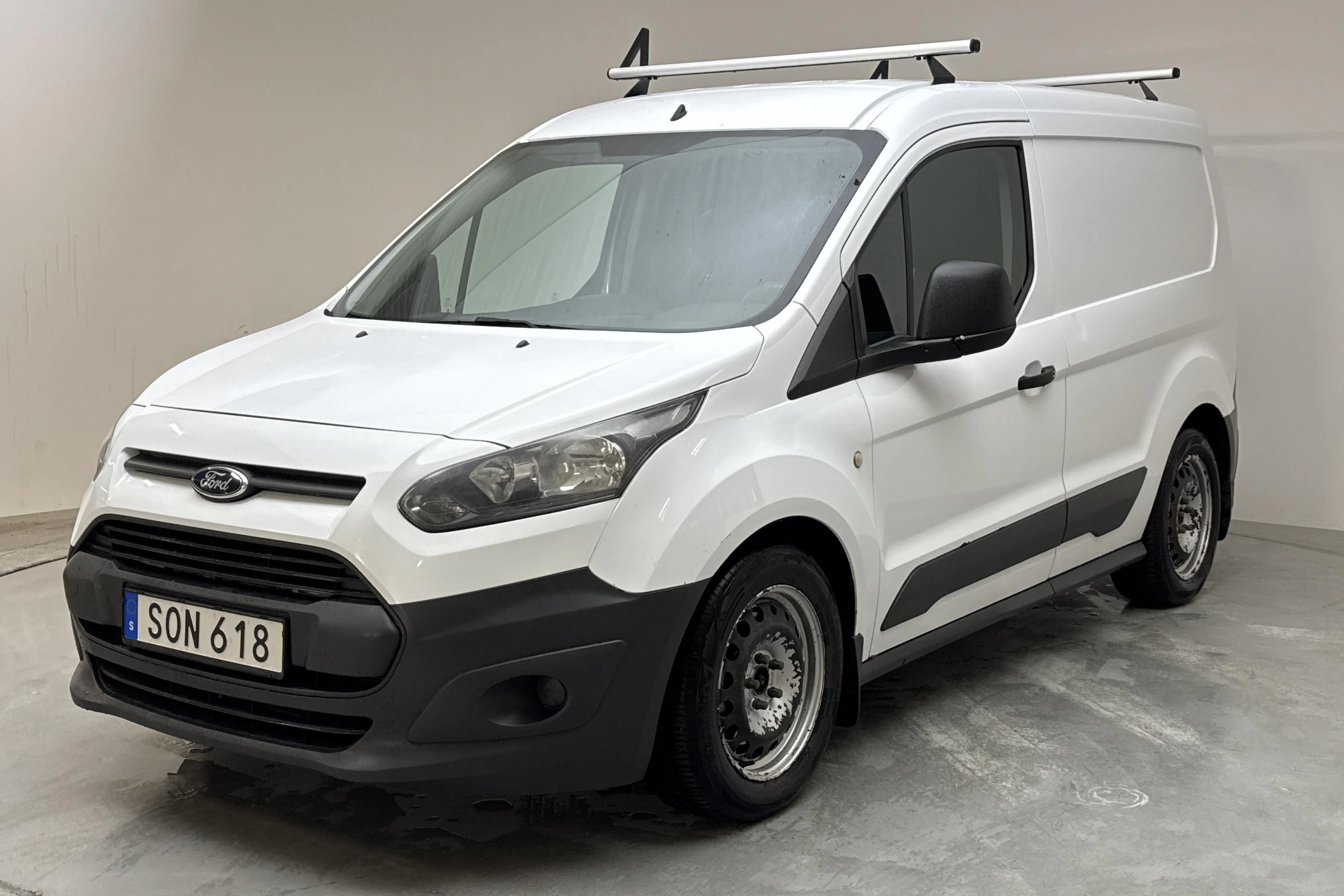 Presentationsfoto 1 av 13: Ford Transit Connect 1.6 TDCi (75hk) - 16 522 mil - Manuell - vit - 2014