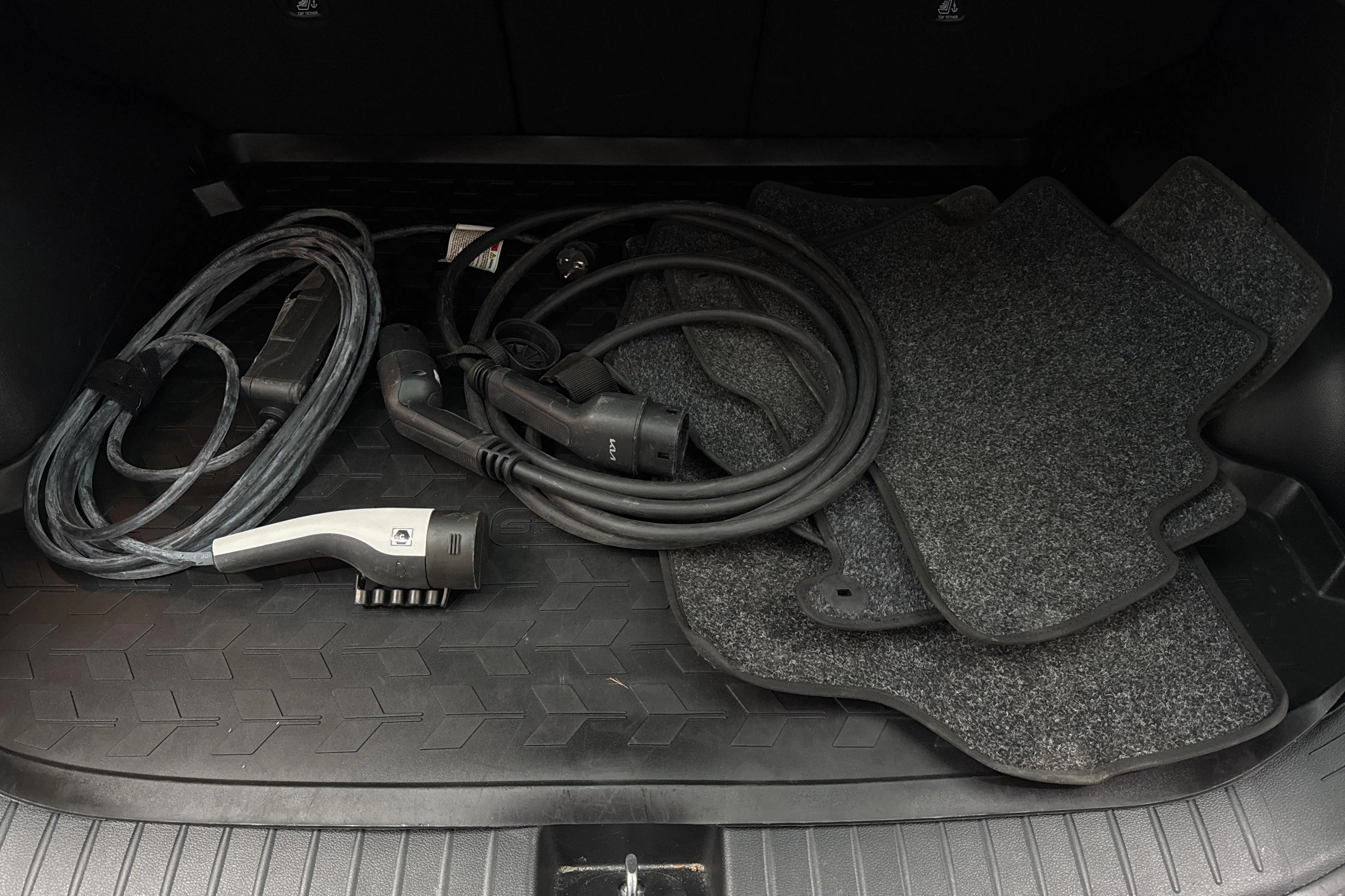 Presentation photo 25 of 25: KIA Sportage PHEV AWD (265hk) - 84 070 km - Automatic - blue - 2022
