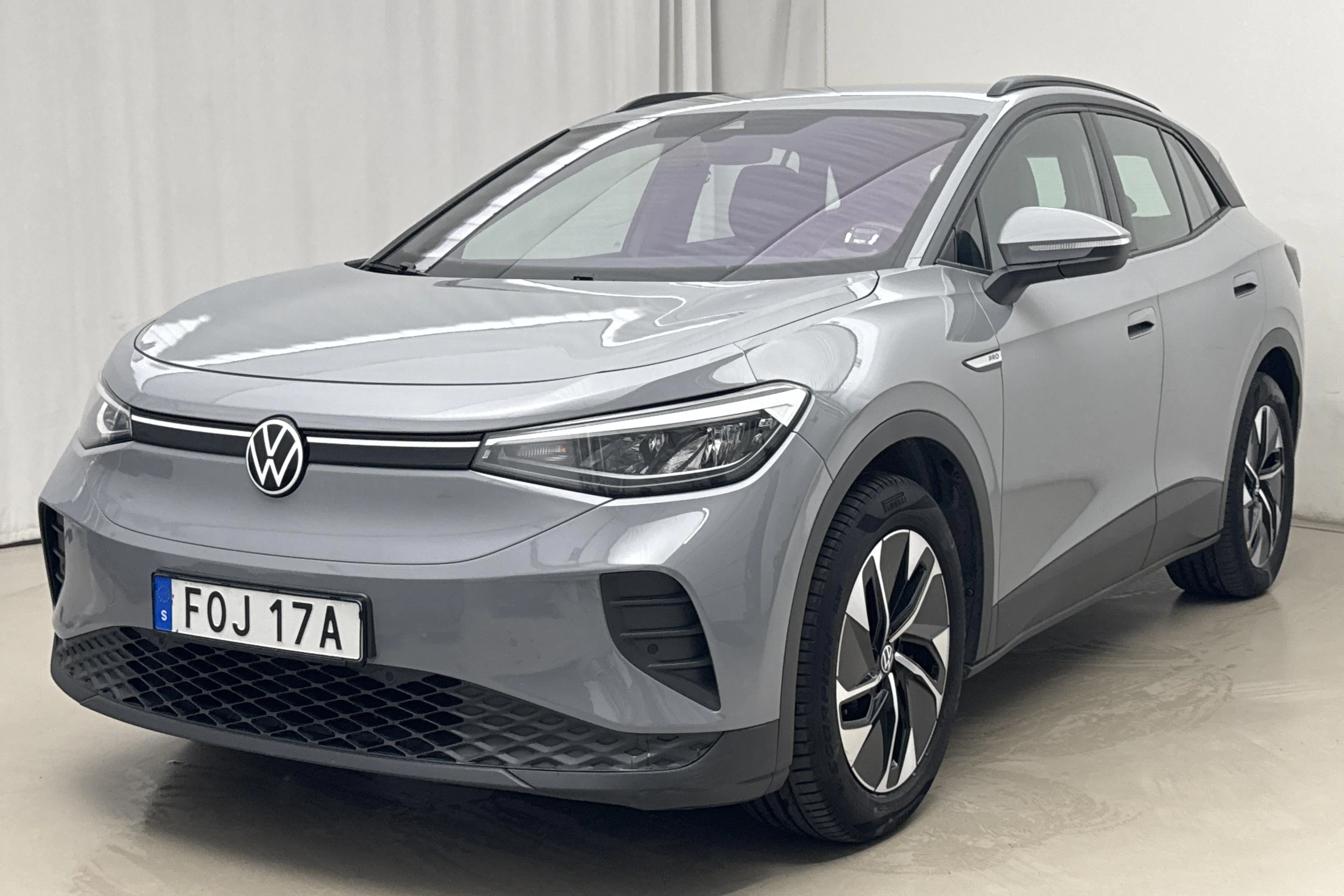 Presentation photo 1 of 23: VW ID.4 77kWh (204hk) - 9 882 Scandinavian mile - Automatic - gray - 2022