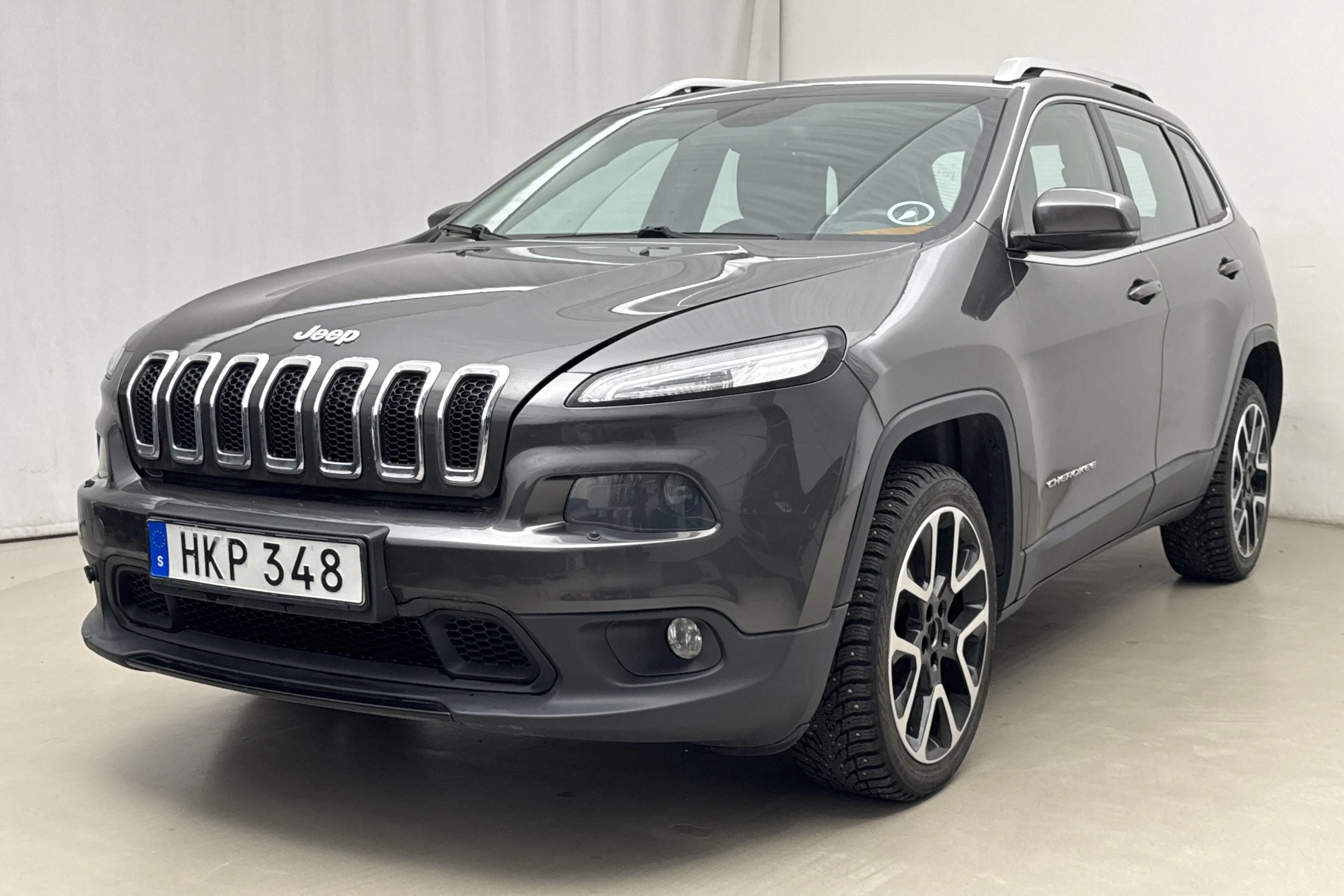 Presentation photo 1 of 14: Jeep Cherokee 2.0 MJET AWD (170hk) - 124 350 km - Automatic - gray - 2014