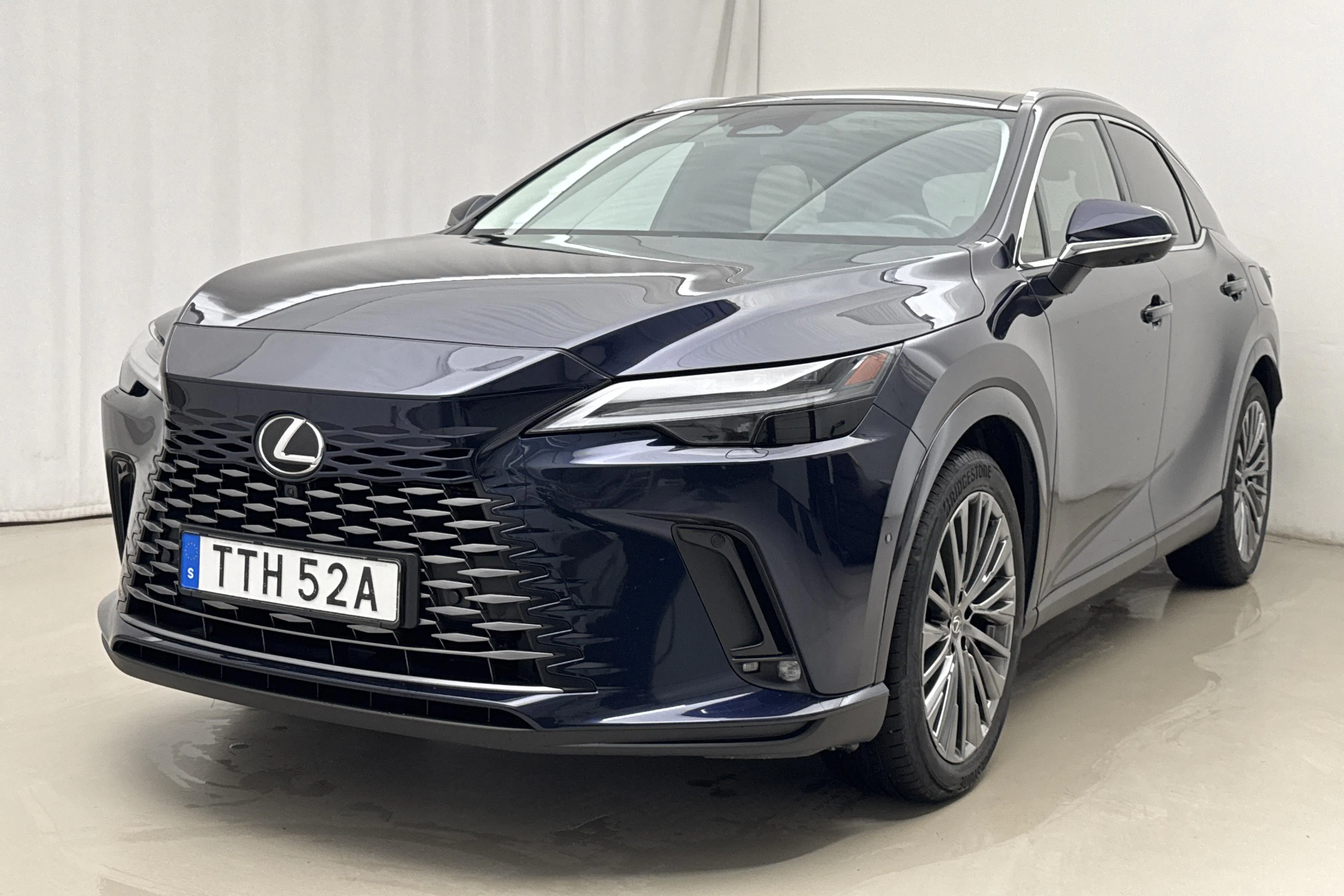 Lexus RX 450h+ AWD (309hk)