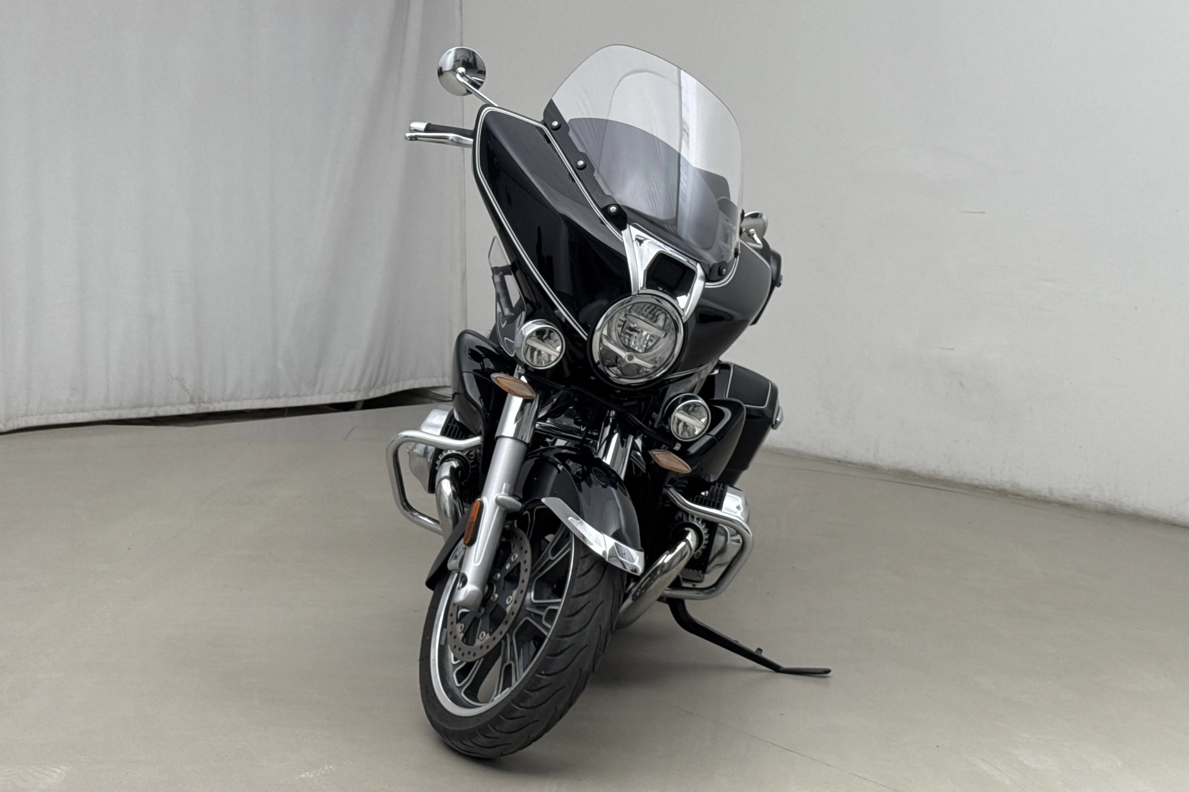 Presentationsfoto 1 av 19: BMW R18 Transcontinental Motorcykel - 1 918 mil - Manuell - svart - 2021