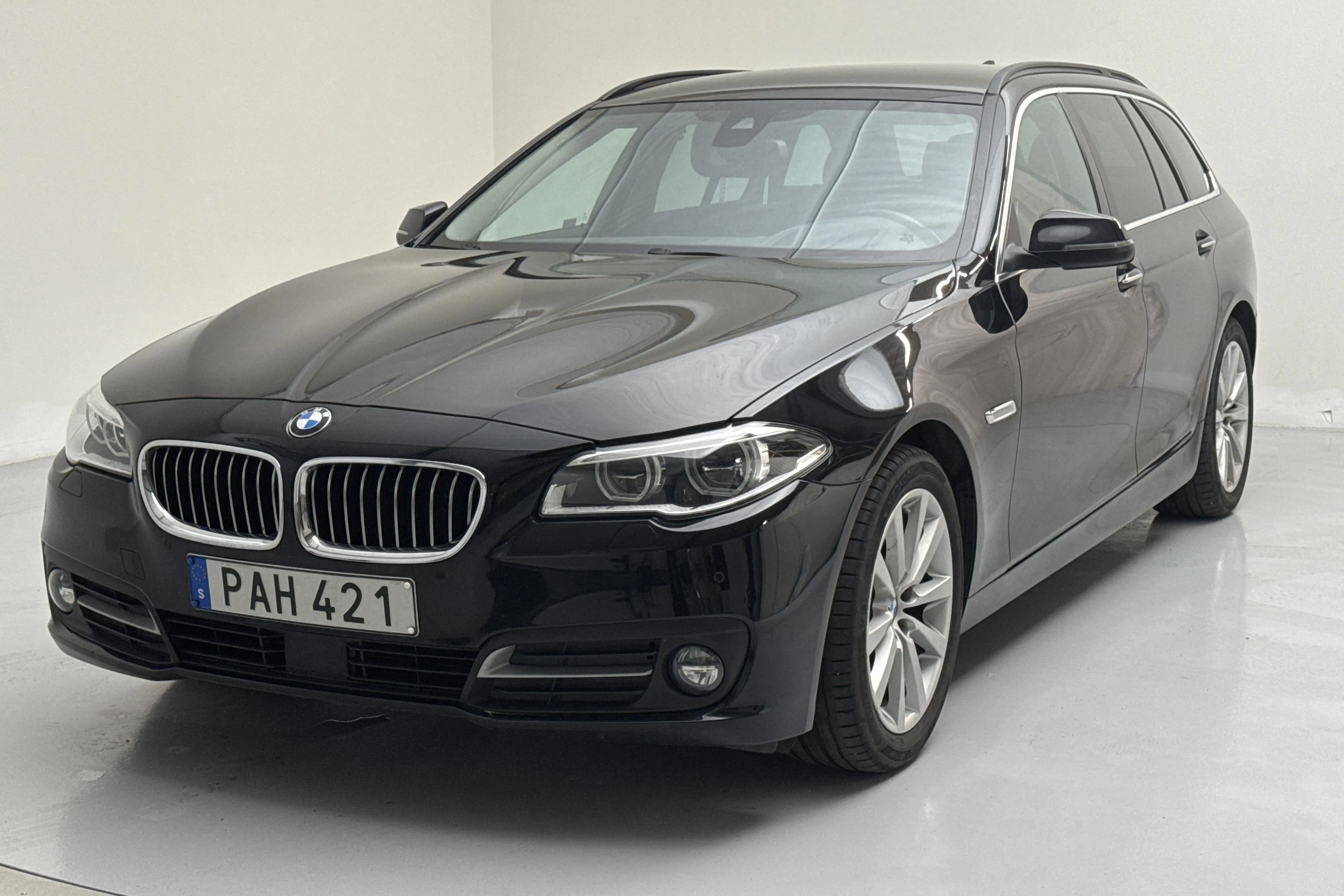 BMW 520d xDrive Touring, F11 (190hk)