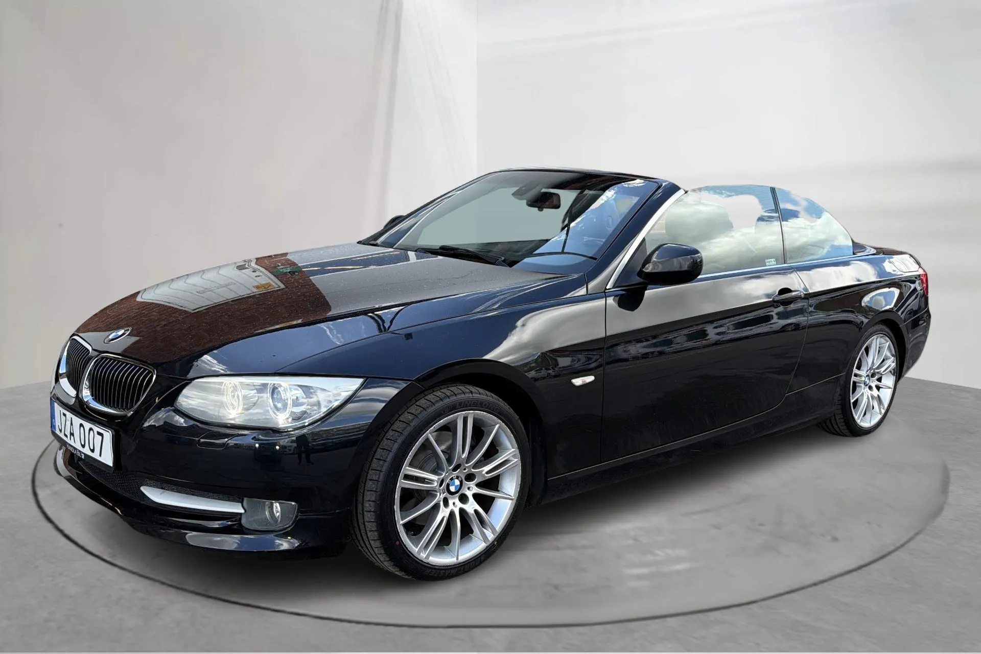 BMW 320d Cabriolet, E93 (184hk)