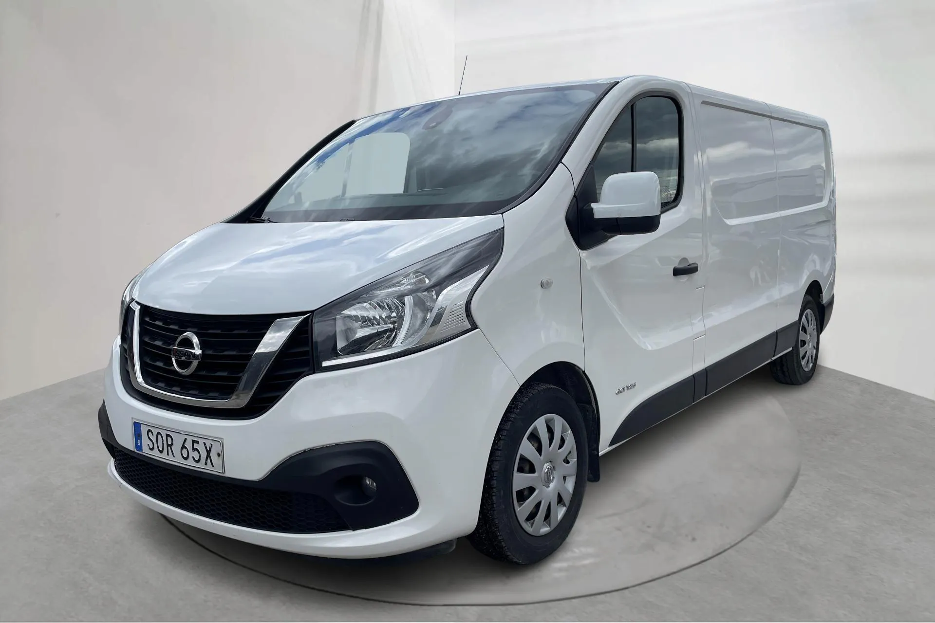 Presentationsfoto 1 av 16: Nissan NV300 1.6 dCi (125hk) - 36 205 mil - Manuell - vit - 2019