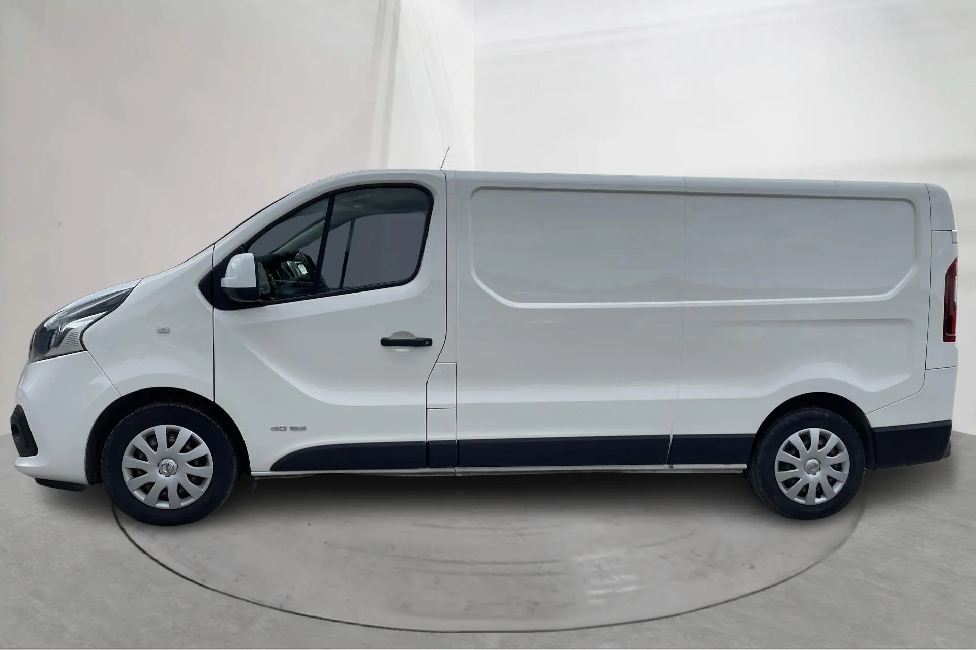 Presentationsfoto 2 av 16: Nissan NV300 1.6 dCi (125hk) - 36 205 mil - Manuell - vit - 2019